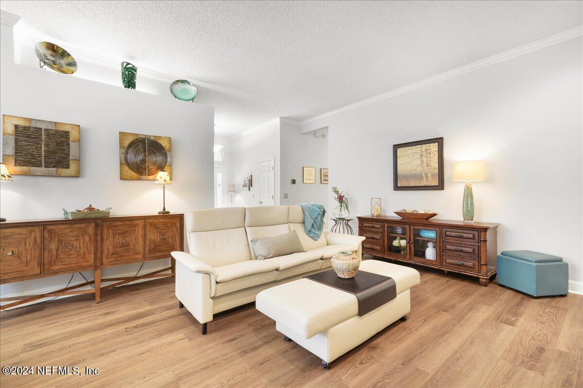 4119 RICHMOND PARK Drive E