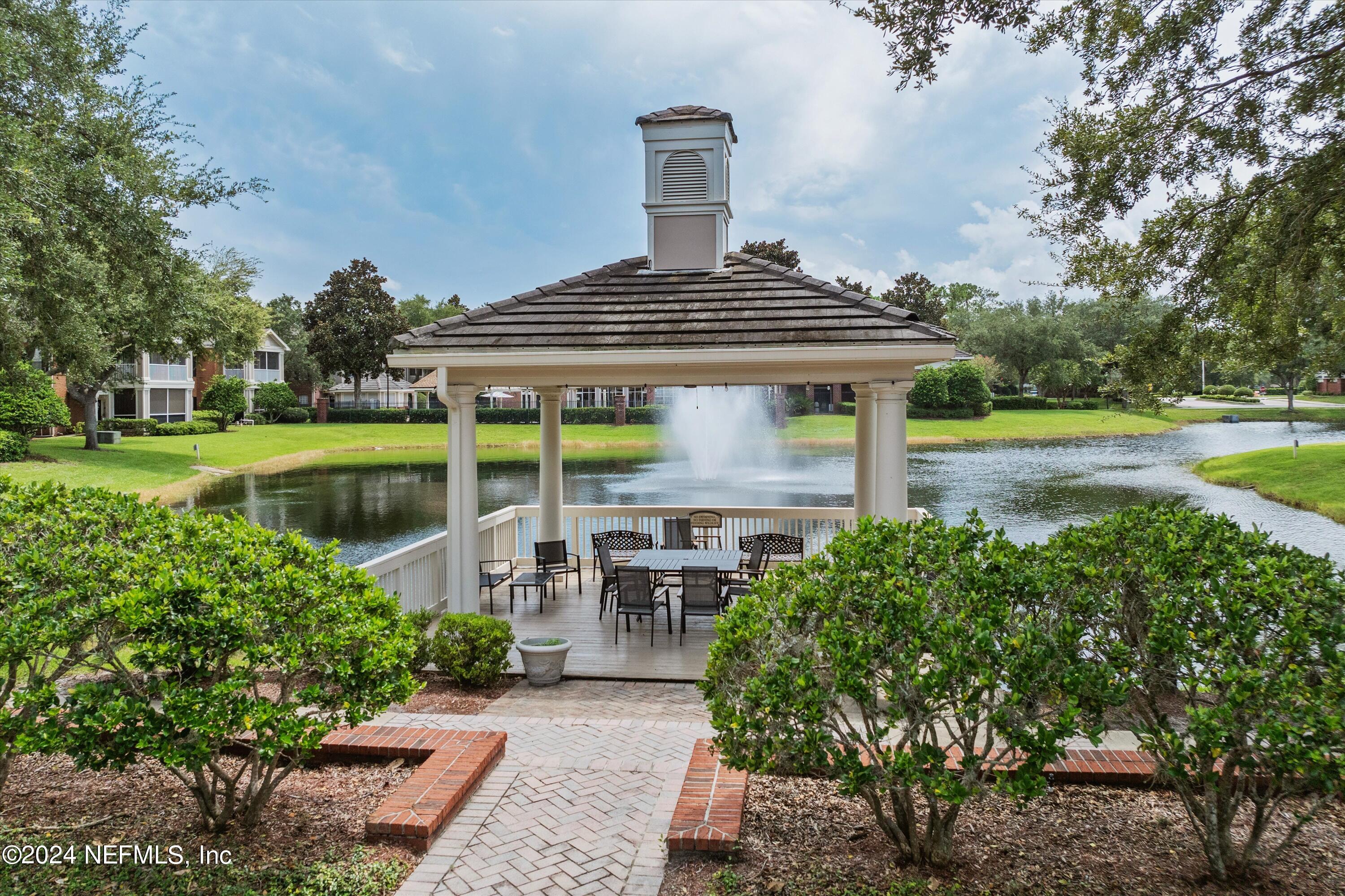 10901 BURNT MILL Road, 303