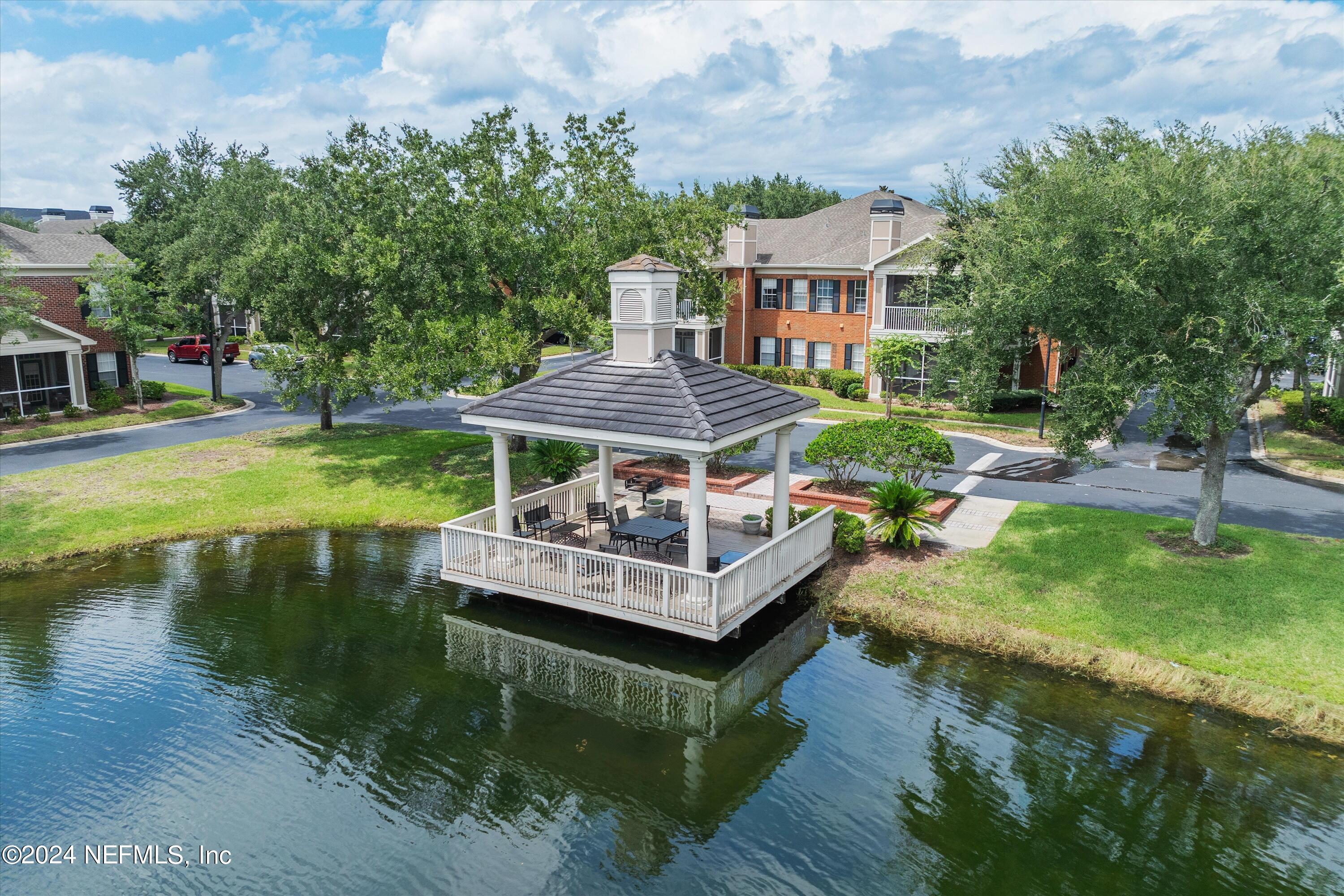 10901 BURNT MILL Road, 303