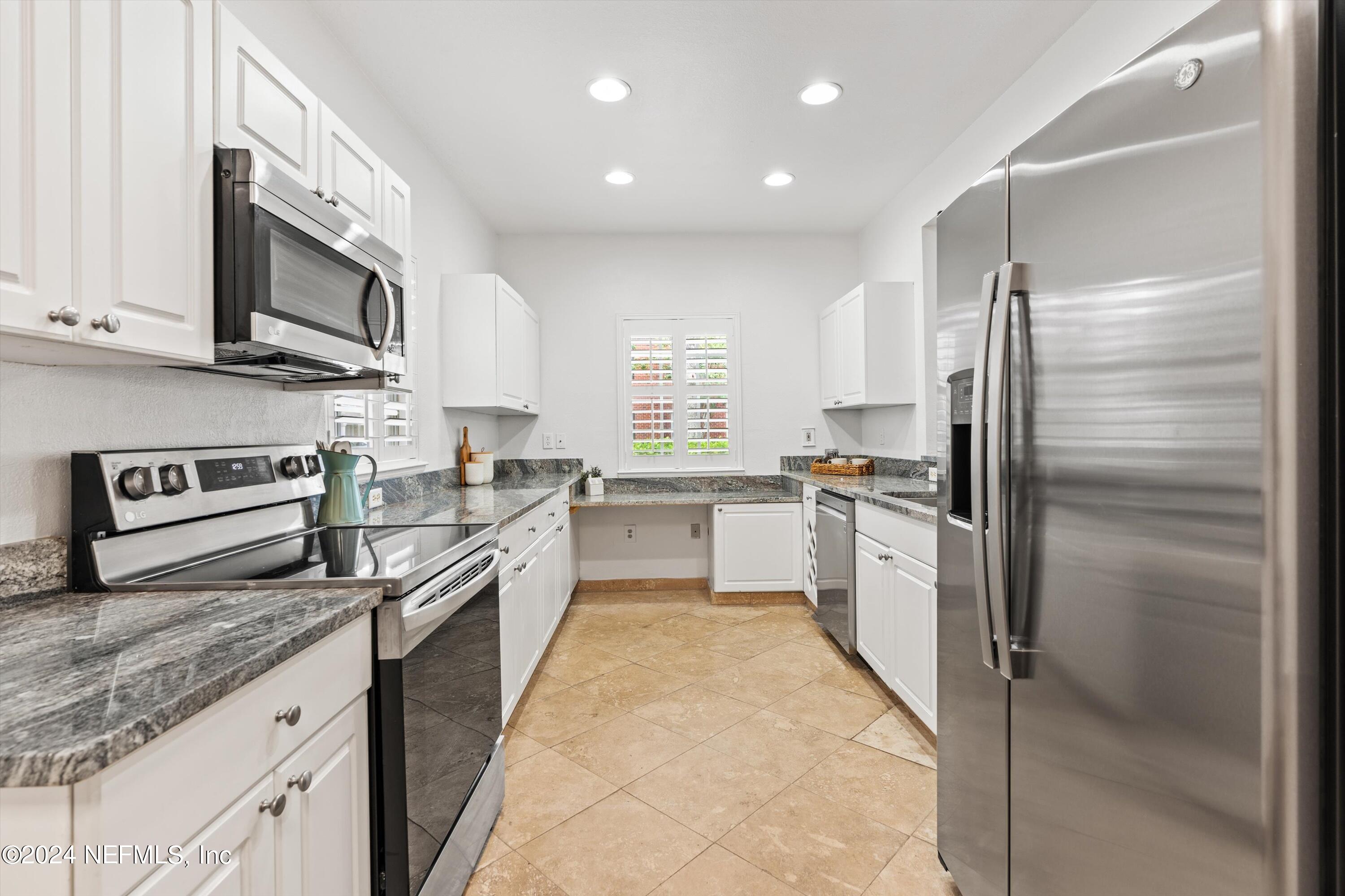 10901 BURNT MILL Road, 303