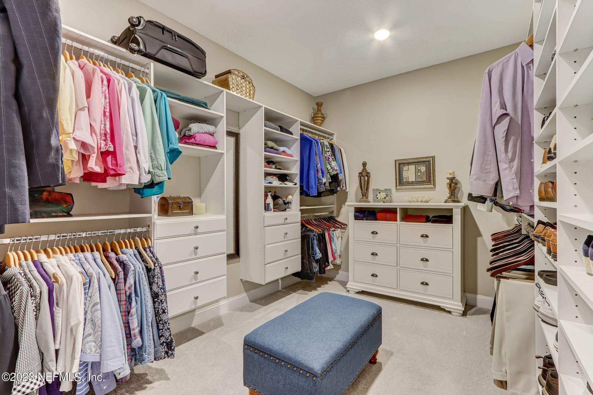 484 GLORIETA Drive