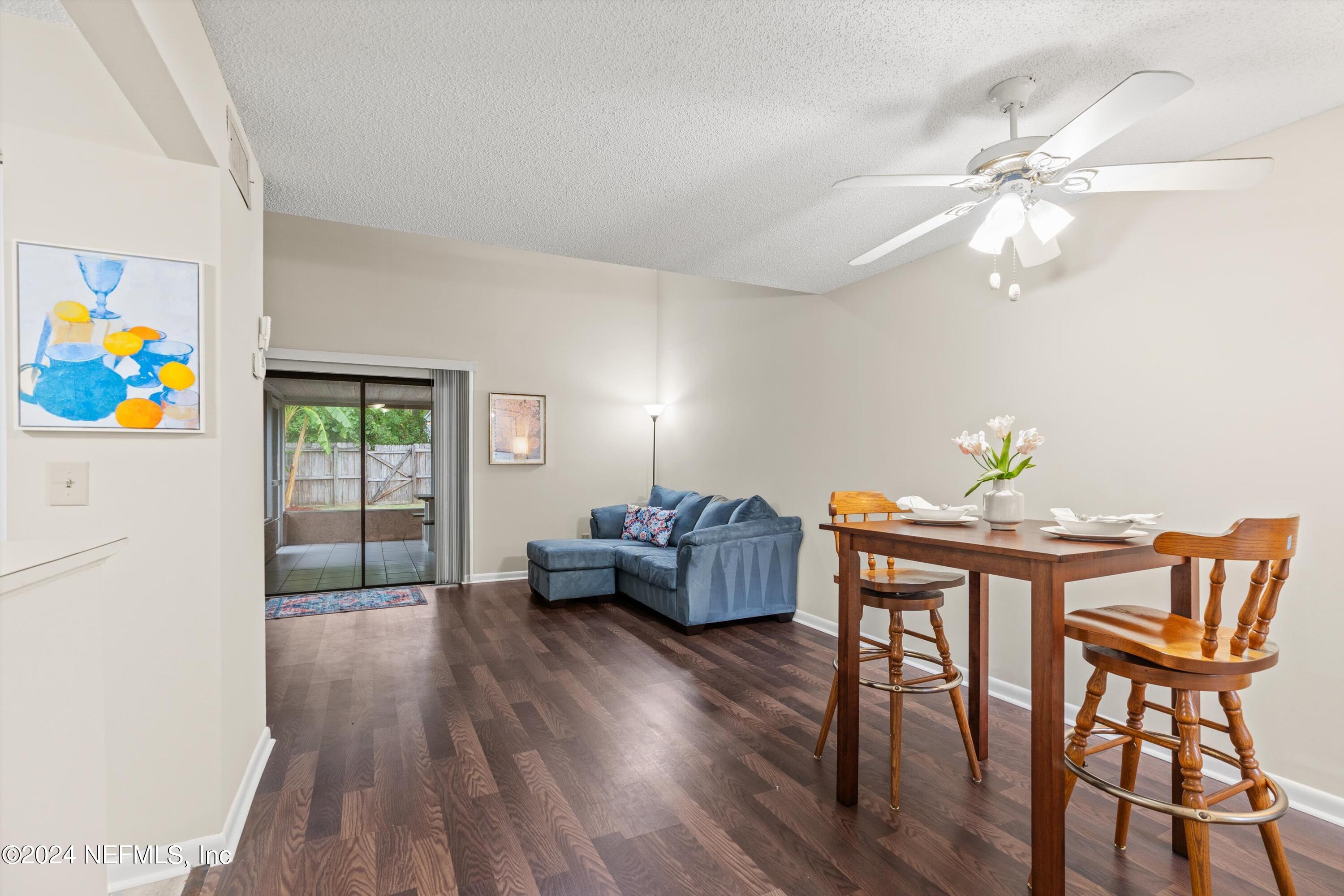 8445 PINEVERDE Lane