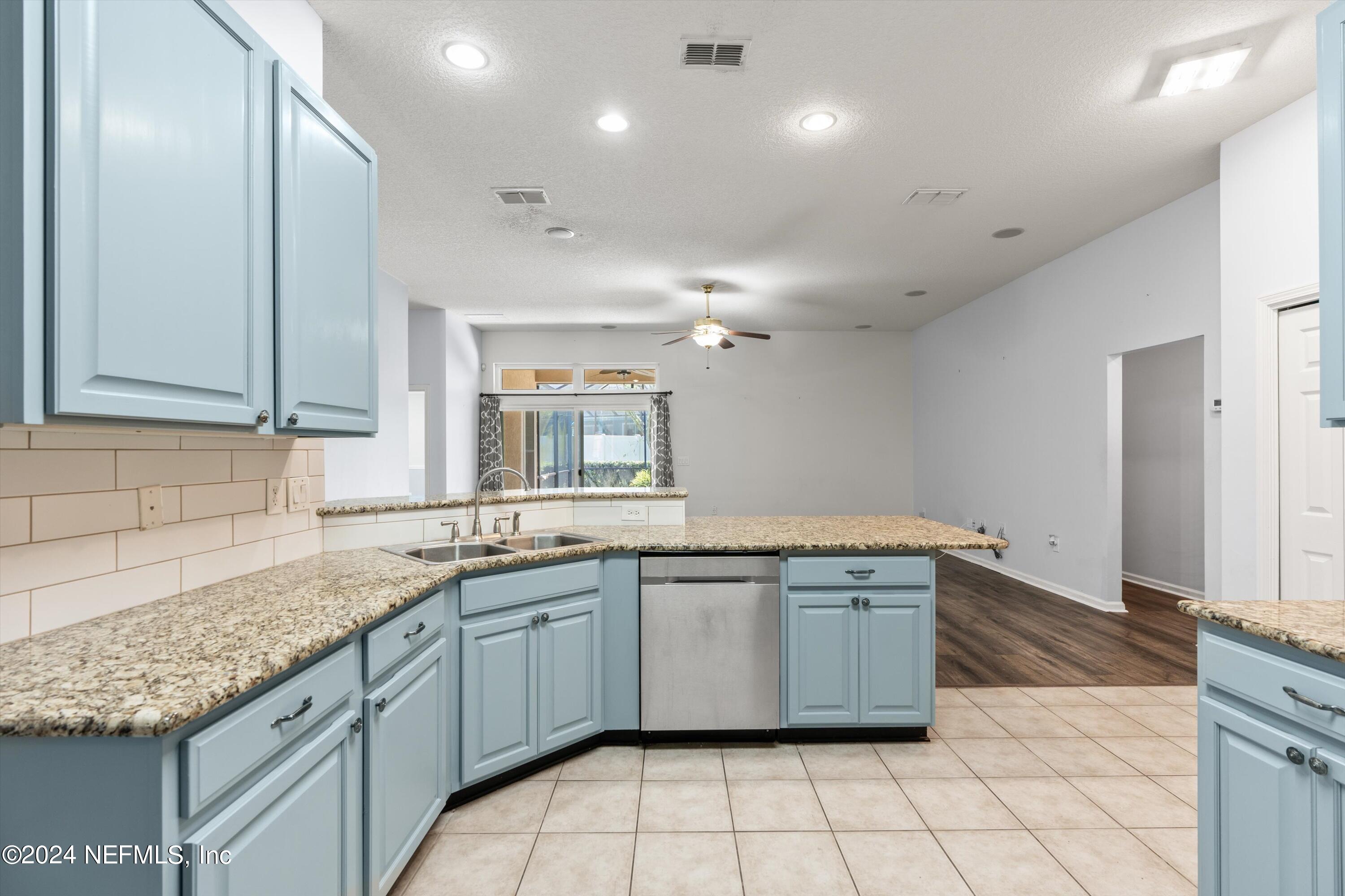 786 PALMETTO PLACE Court