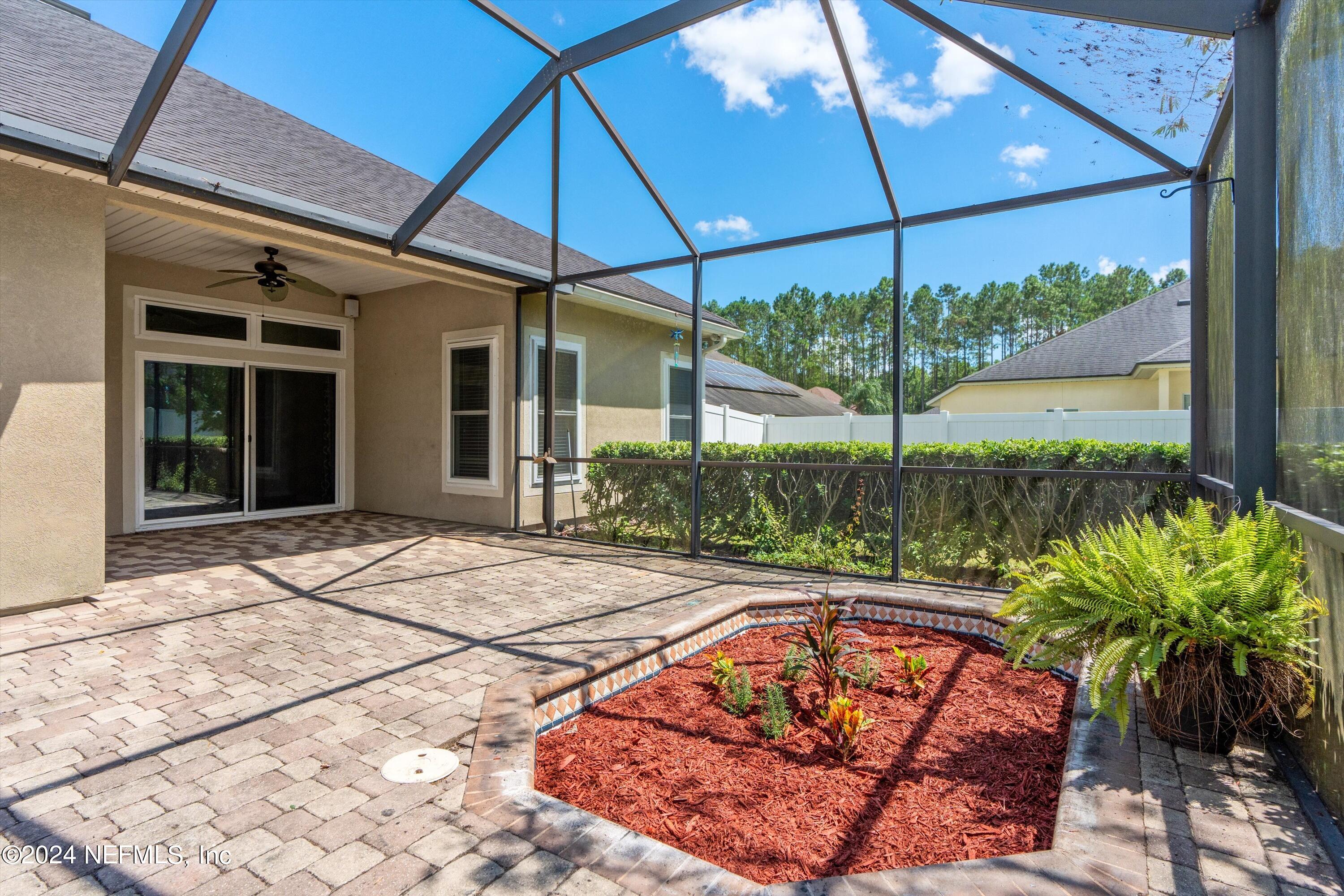 786 PALMETTO PLACE Court