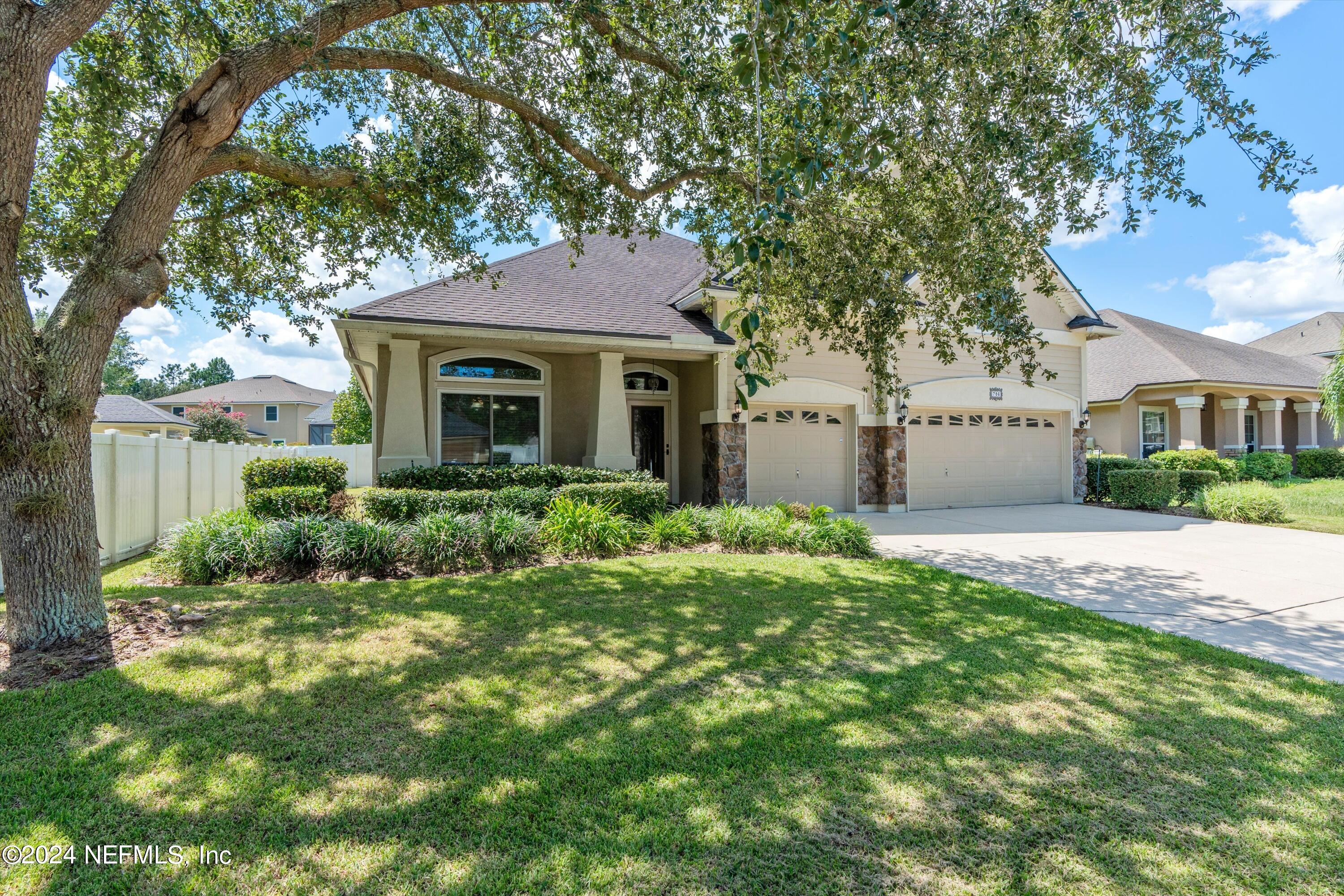 786 PALMETTO PLACE Court