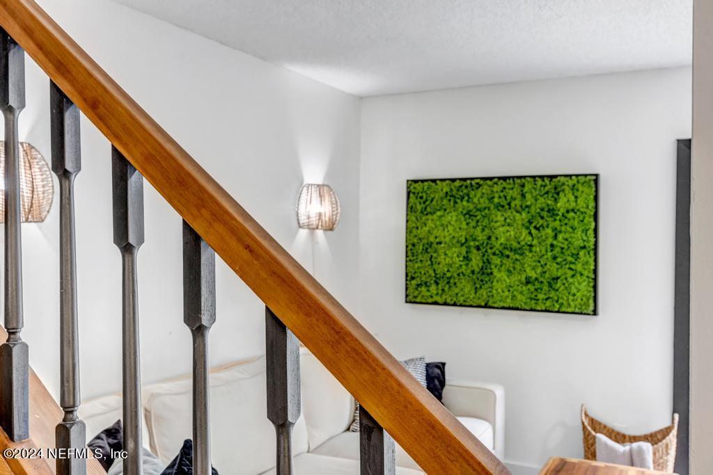 3013 COBBLEWOOD Lane E