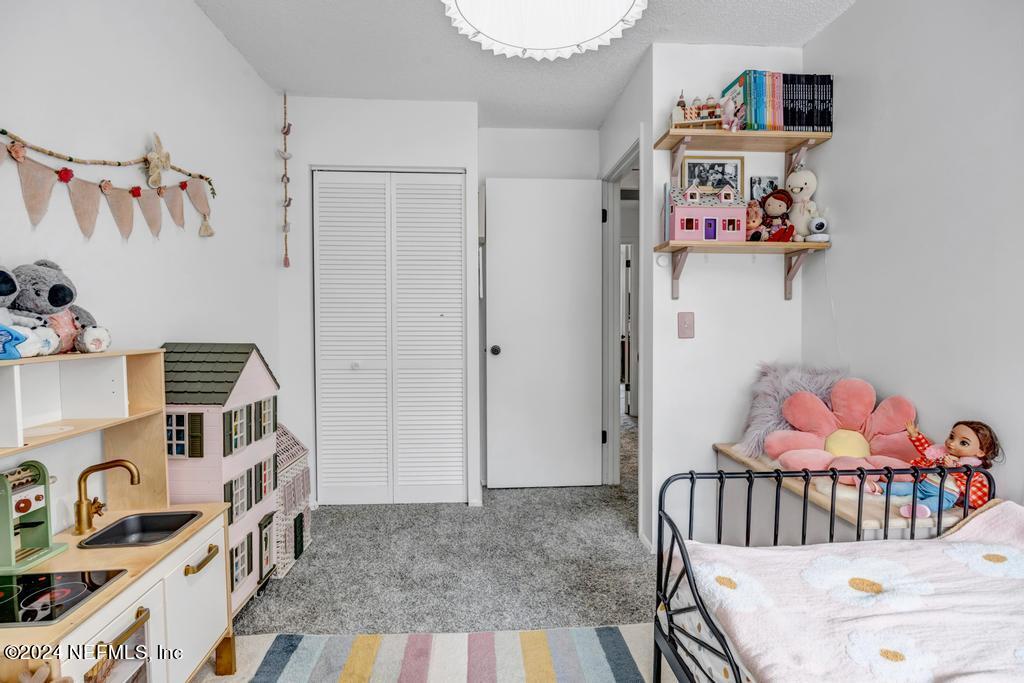 3013 COBBLEWOOD Lane E