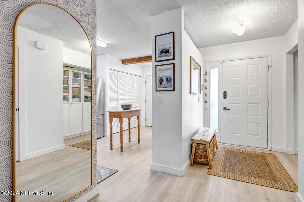 3013 COBBLEWOOD Lane E