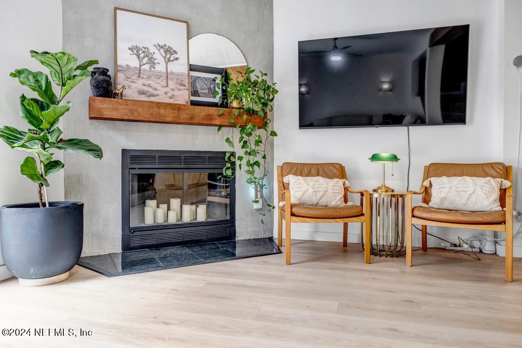 3013 COBBLEWOOD Lane E