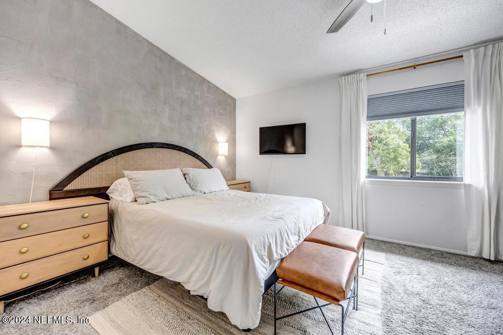 3013 COBBLEWOOD Lane E