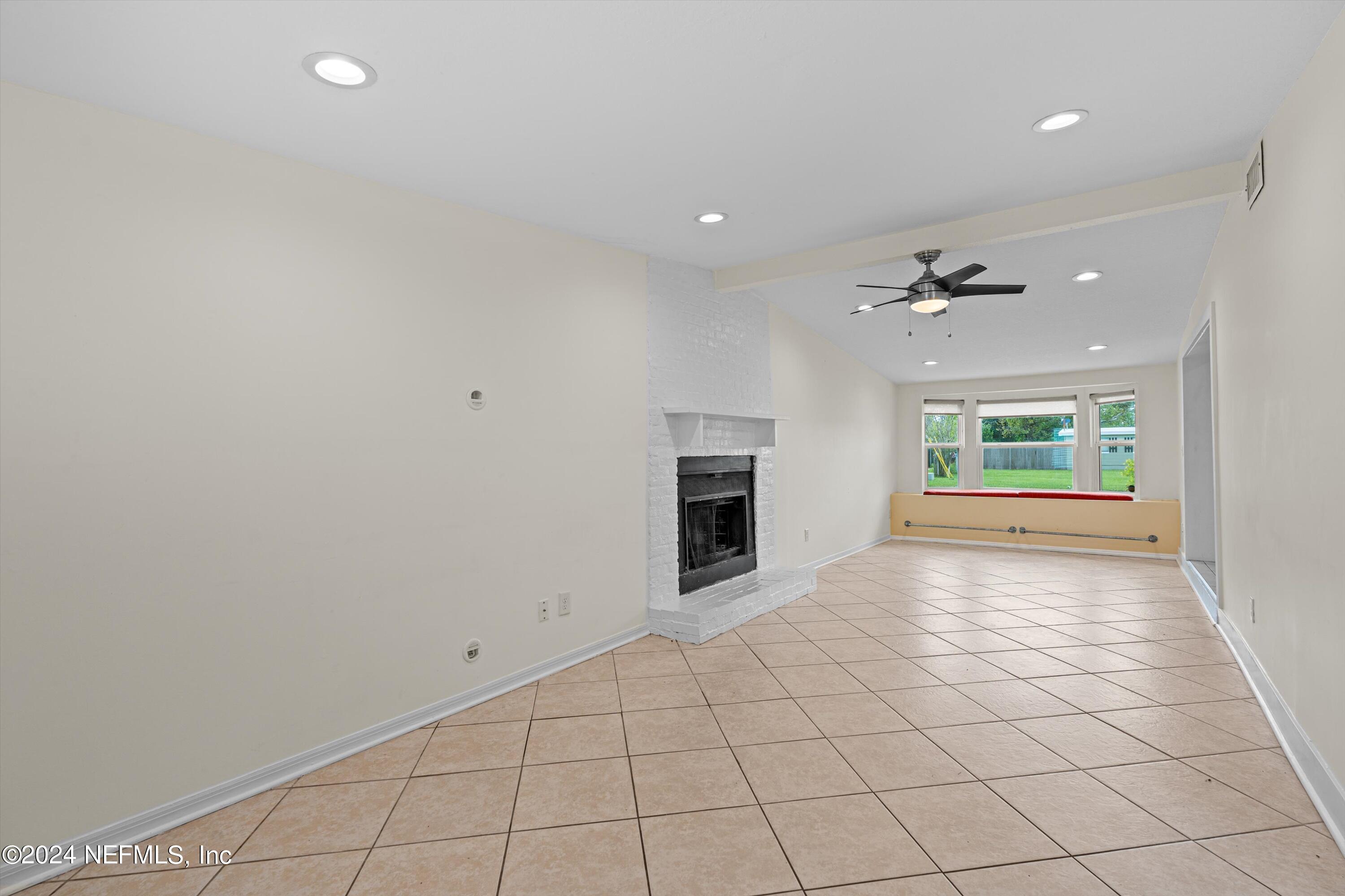 90 FORRESTAL Circle S