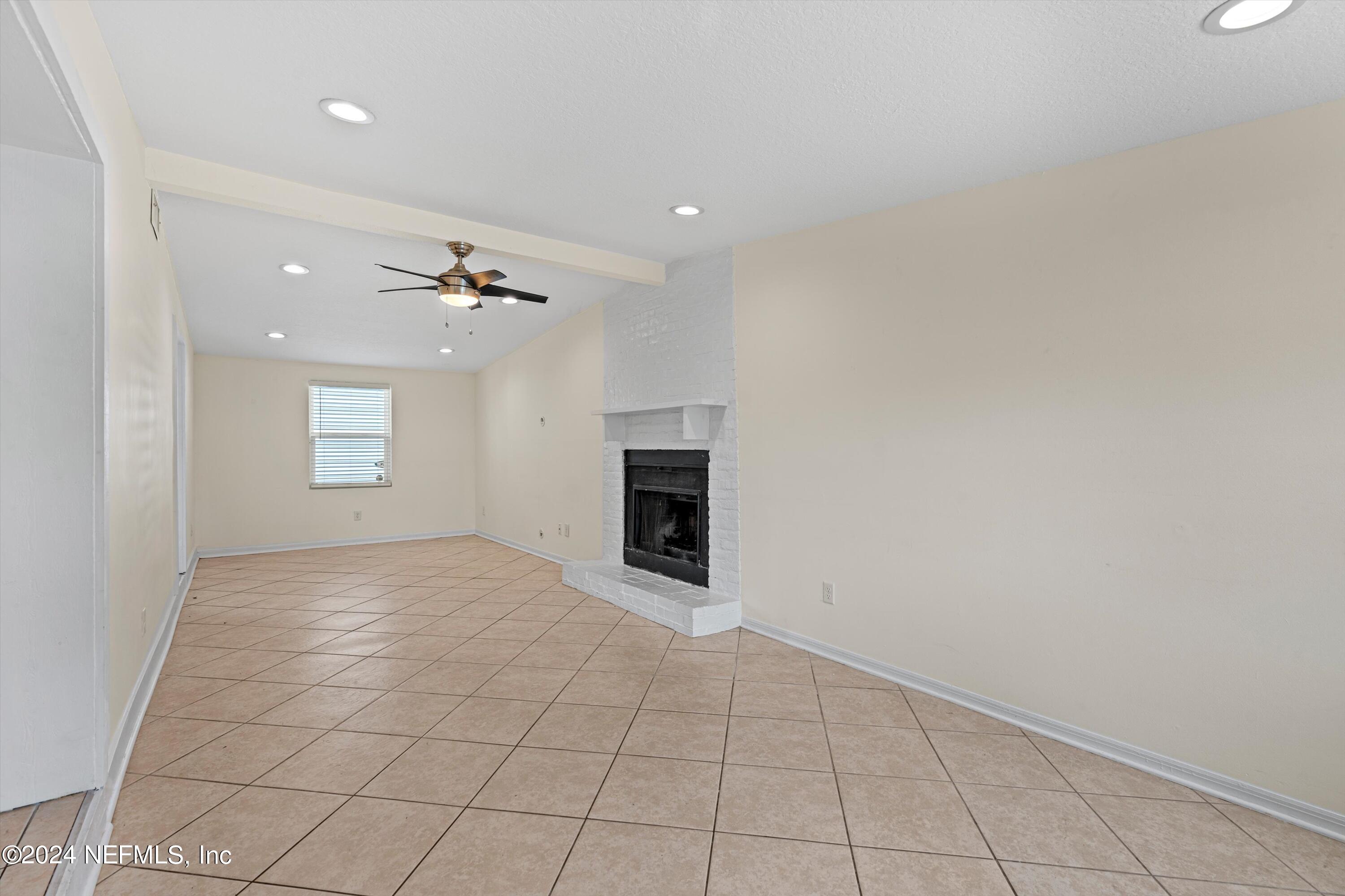 90 FORRESTAL Circle S