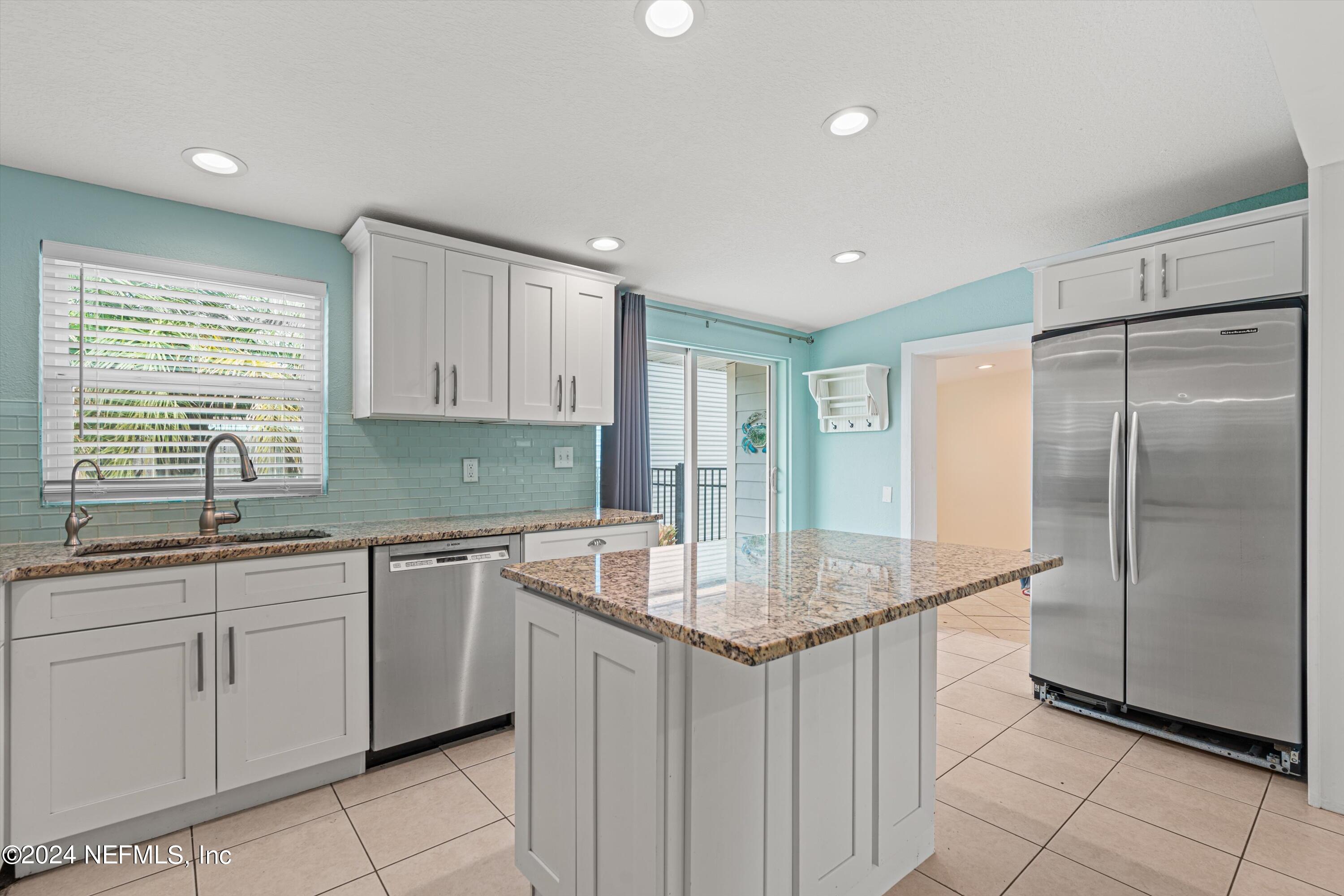 90 FORRESTAL Circle S