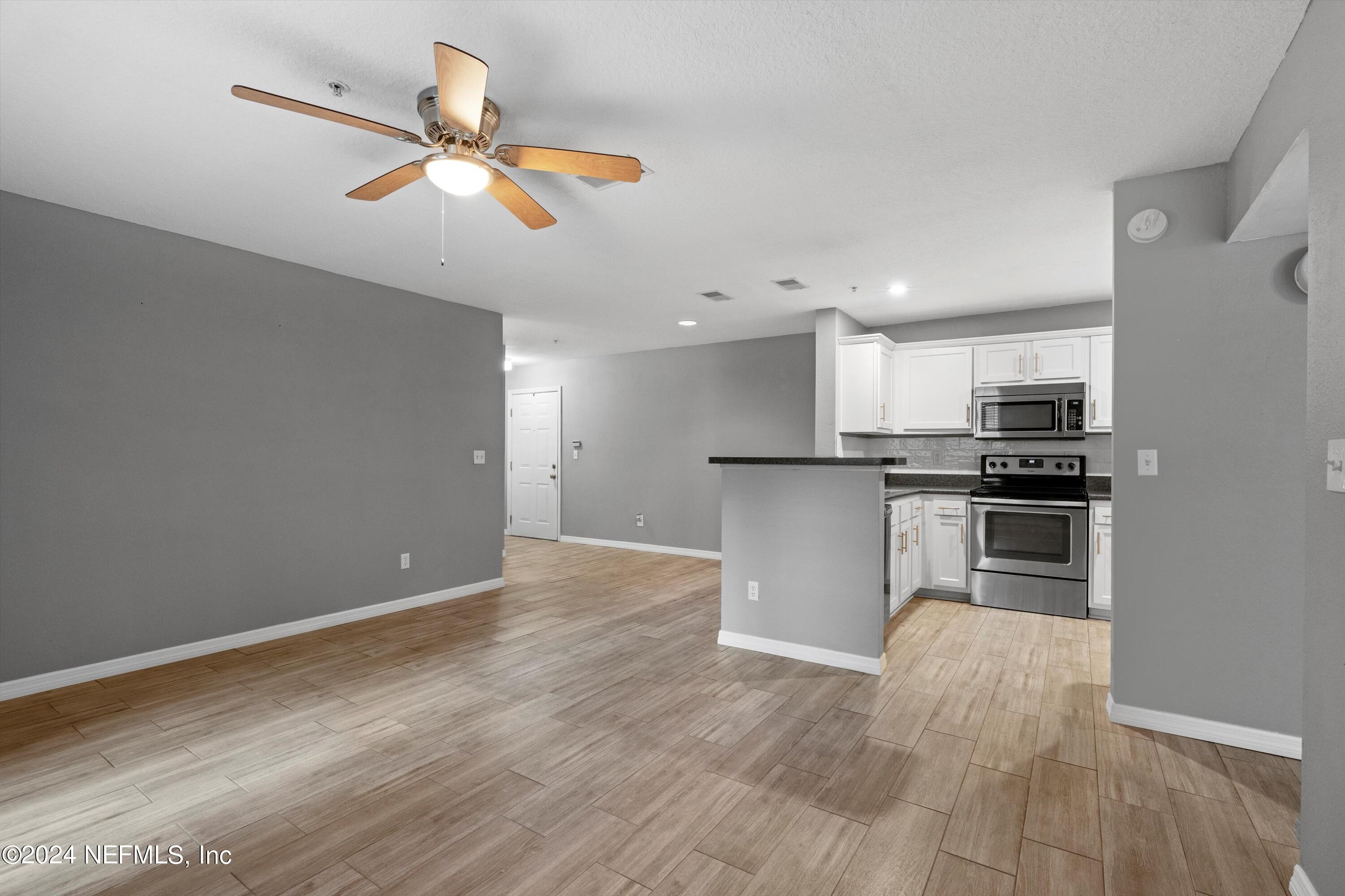 7701 TIMBERLIN PARK Boulevard, 218