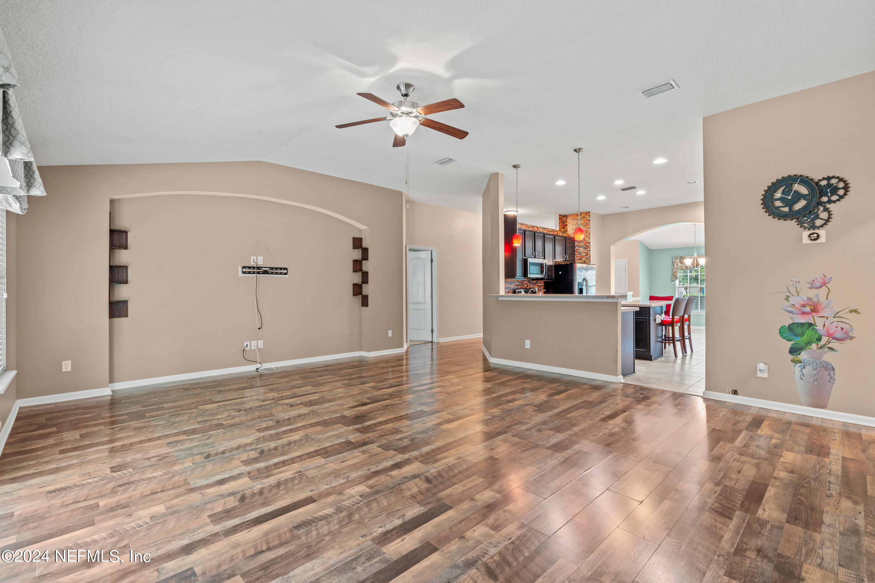 86034 TROPICANA Court