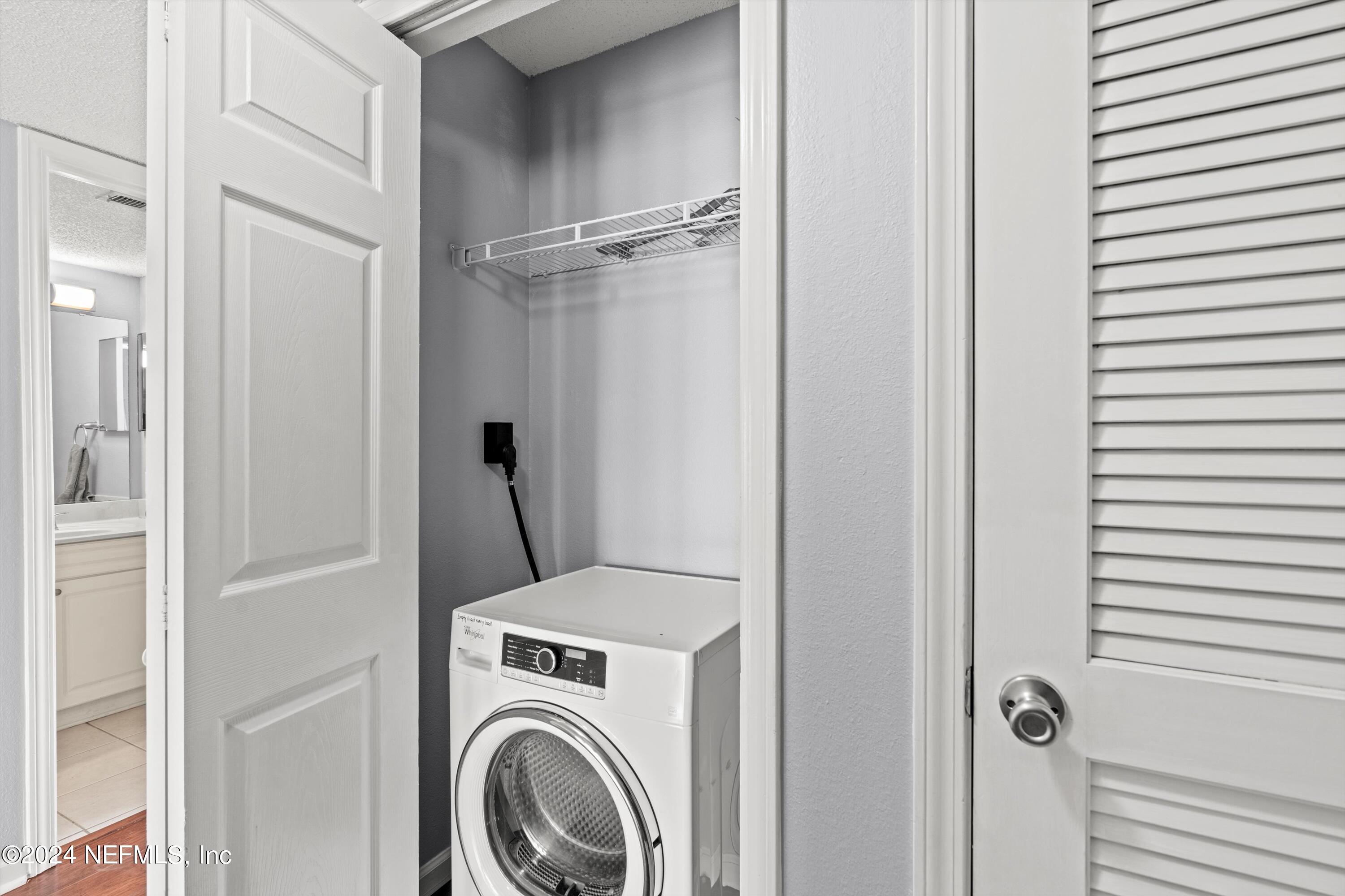 6646 LA MIRADA Drive E, 4