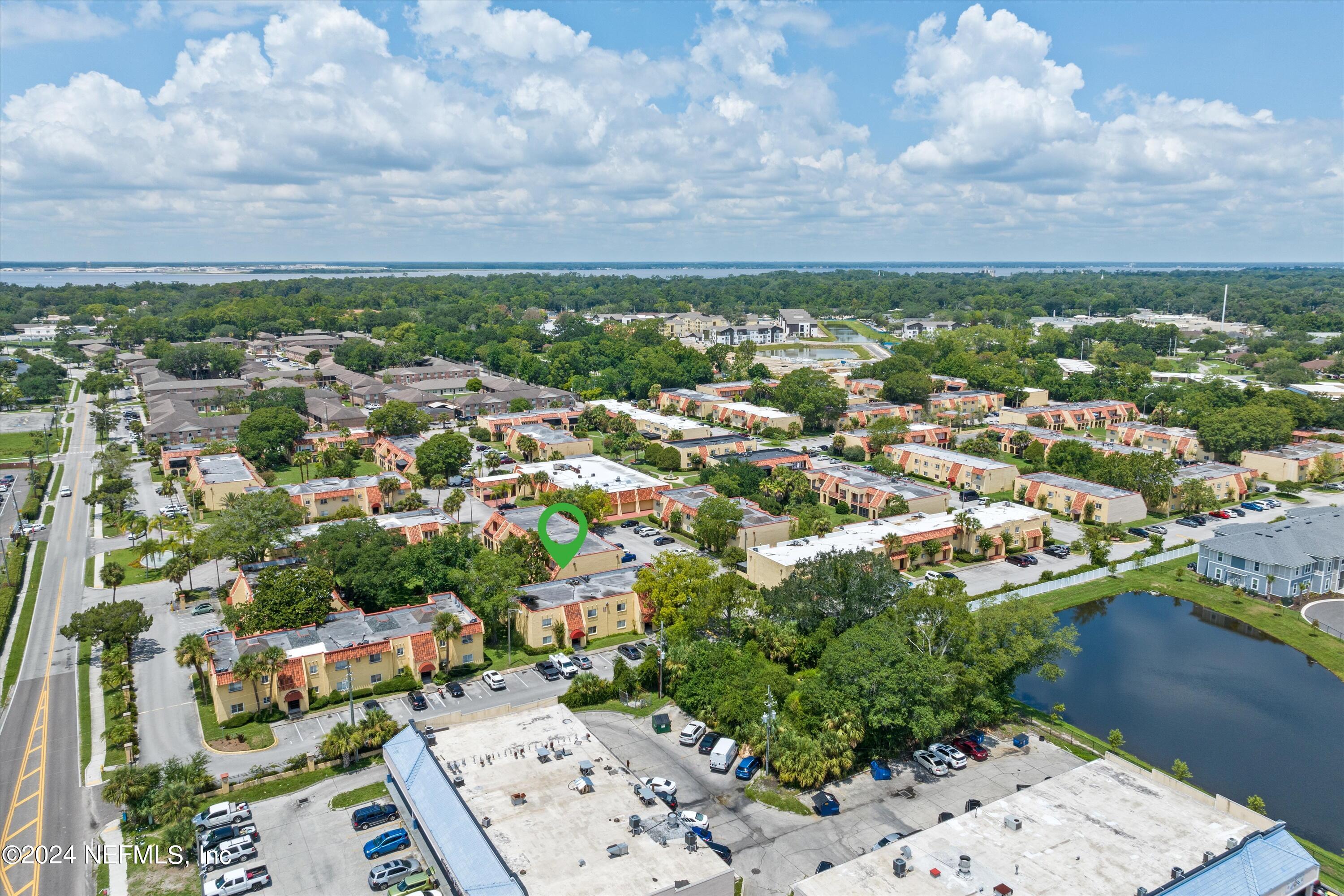 6646 LA MIRADA Drive E, 4