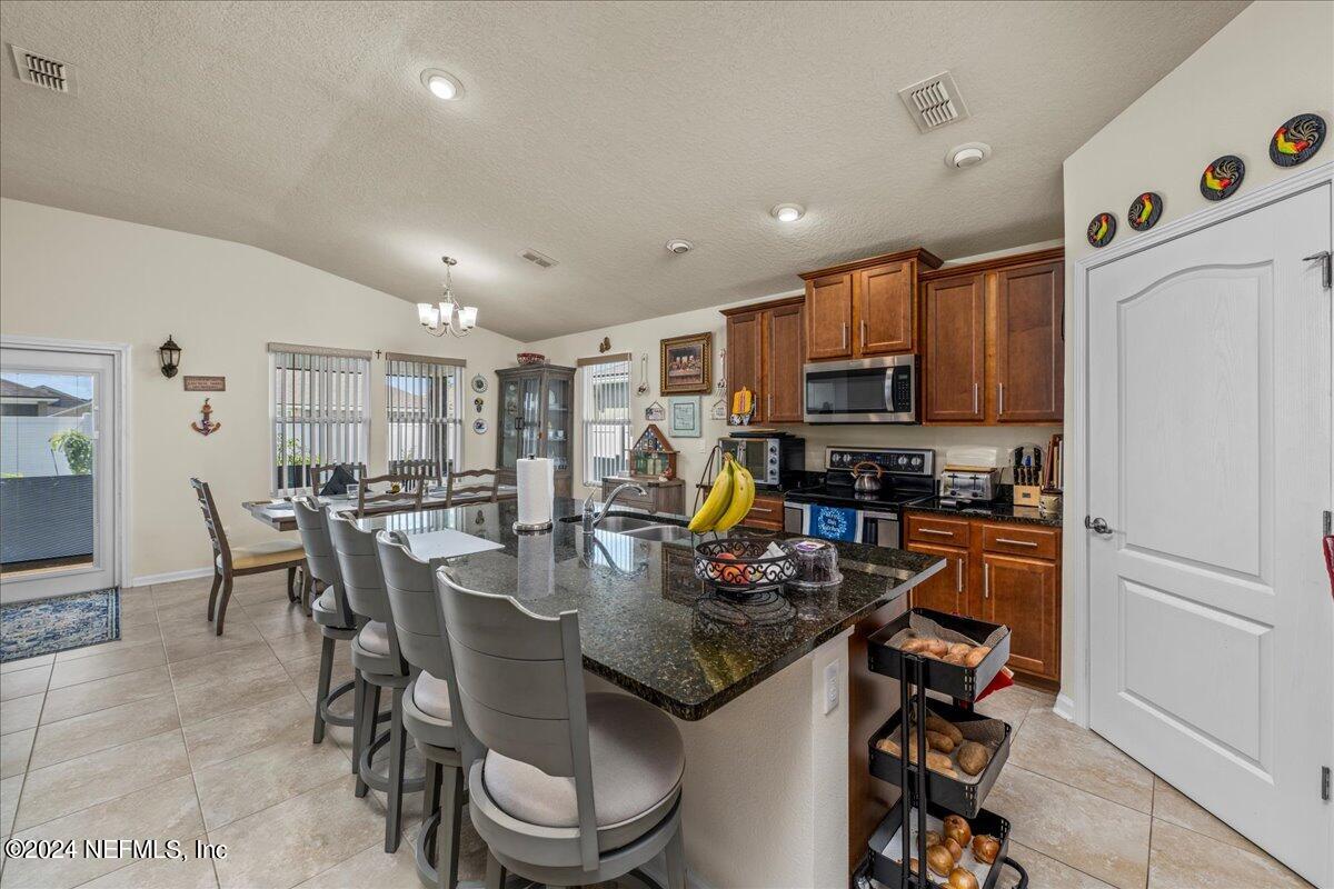 3618 PARIANA Lane