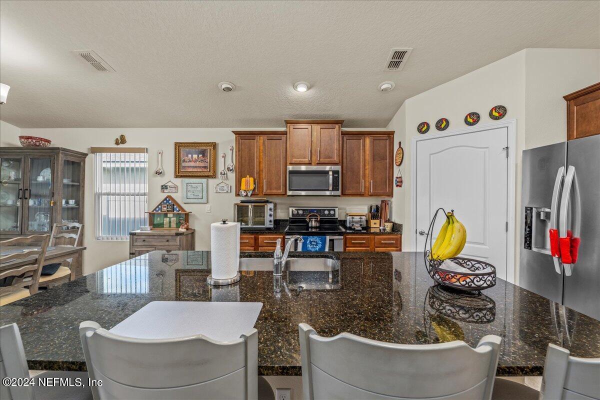 3618 PARIANA Lane