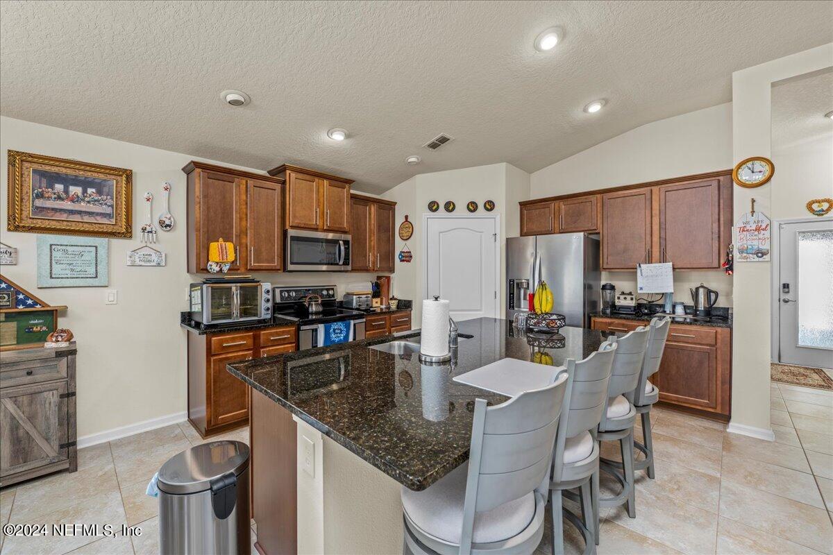 3618 PARIANA Lane