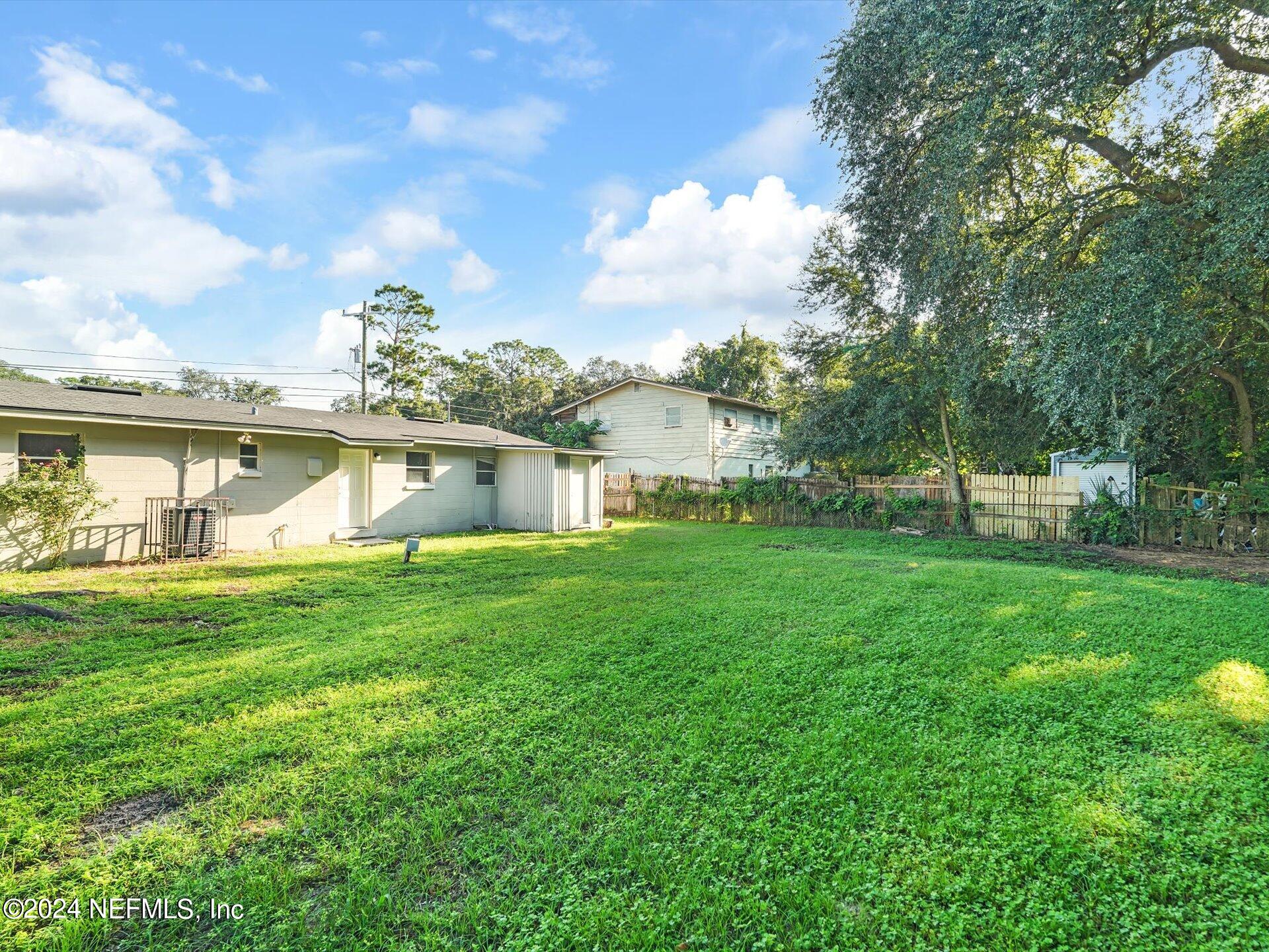 10518 LONE STAR Road