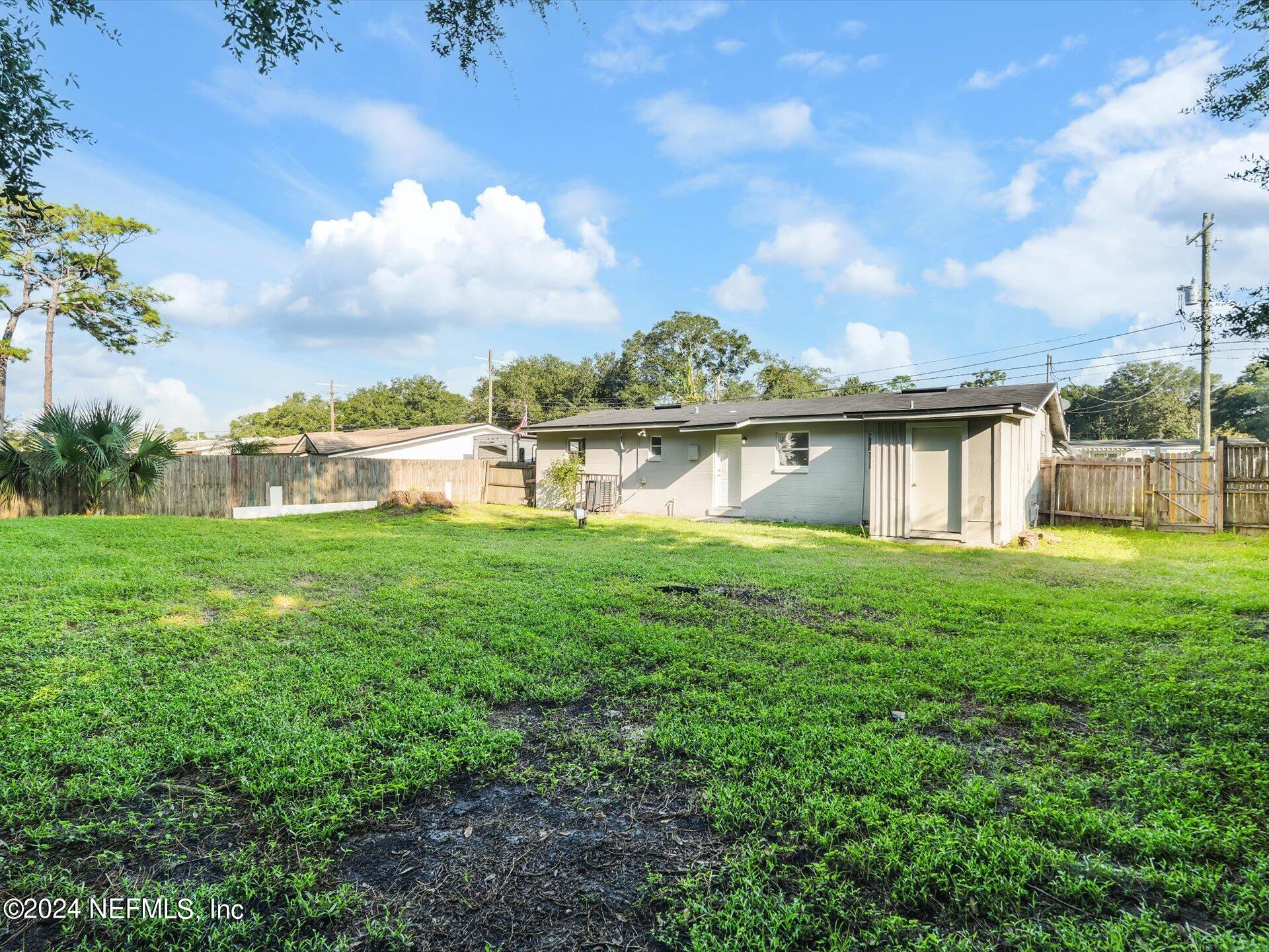 10518 LONE STAR Road