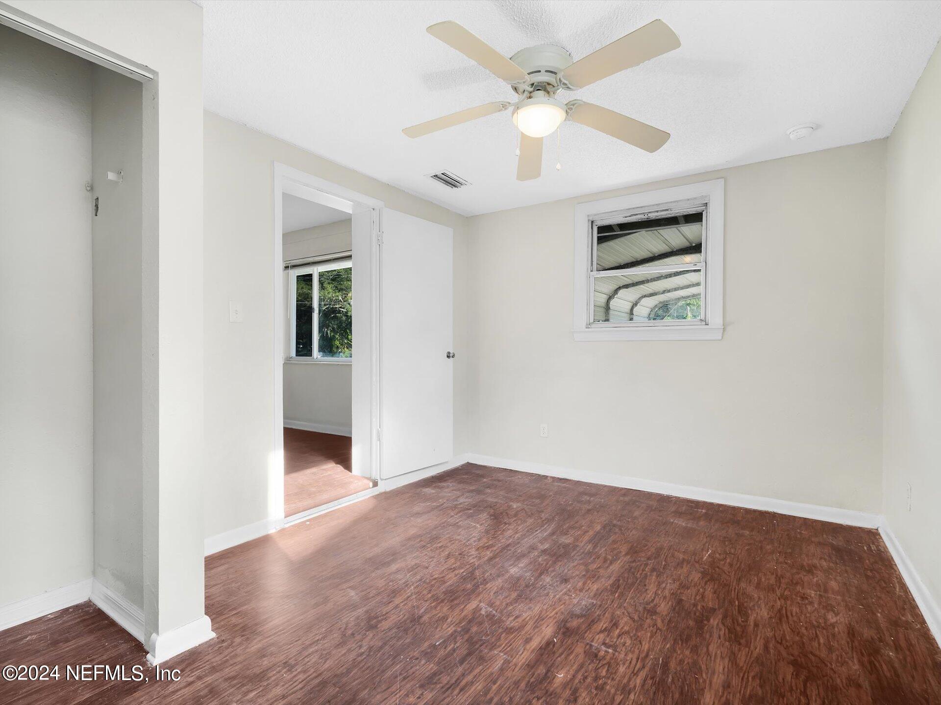 10518 LONE STAR Road