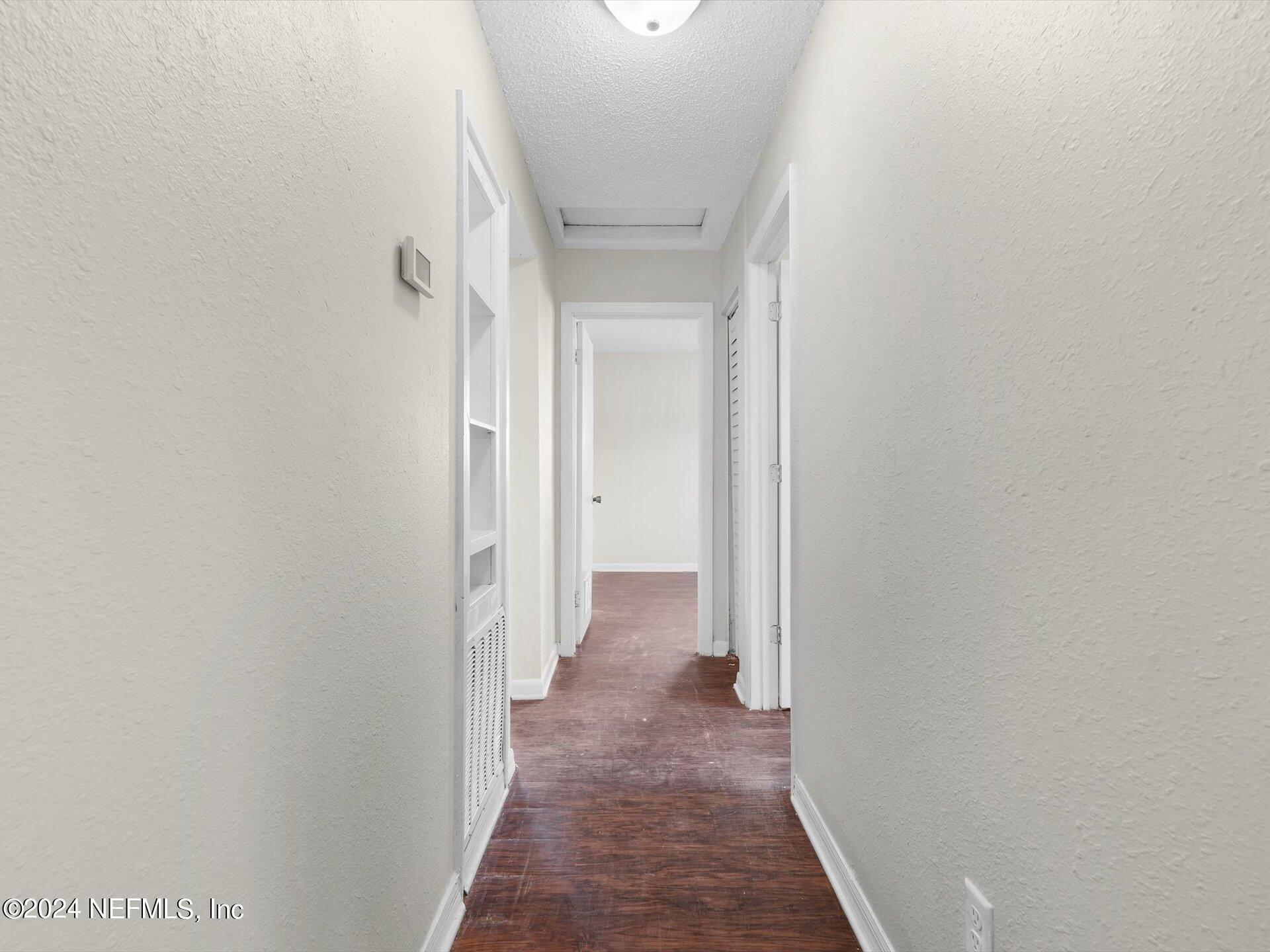 10518 LONE STAR Road