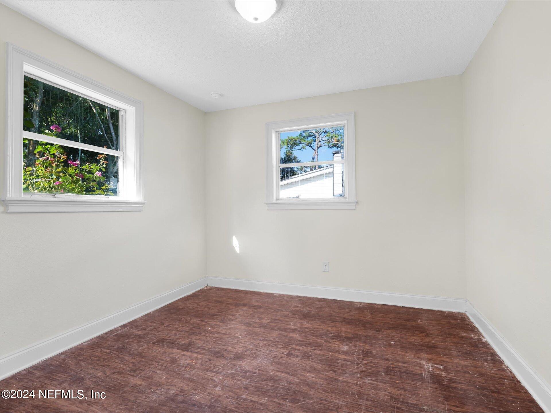 10518 LONE STAR Road