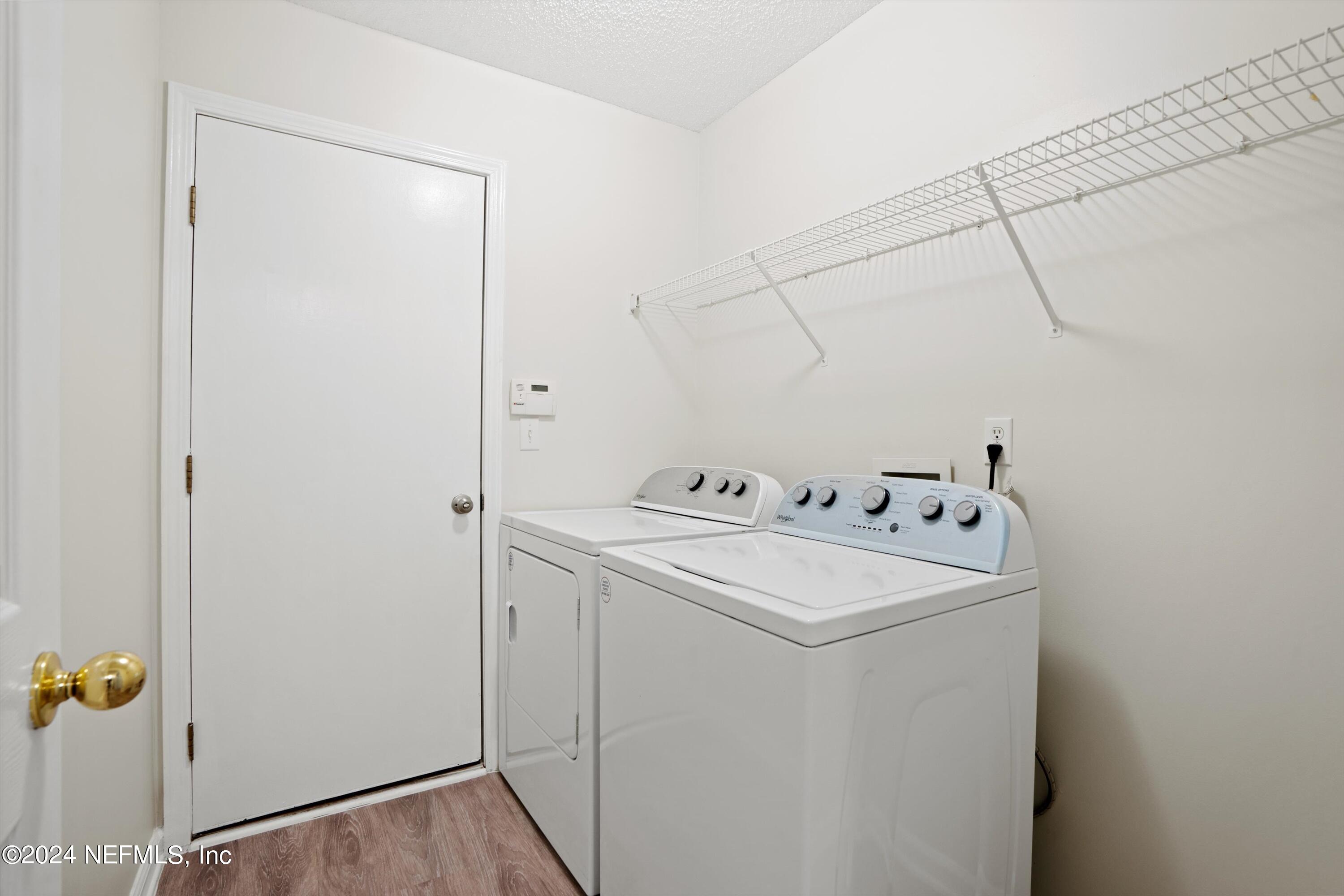 5434 CHESTNUT LAKE Drive