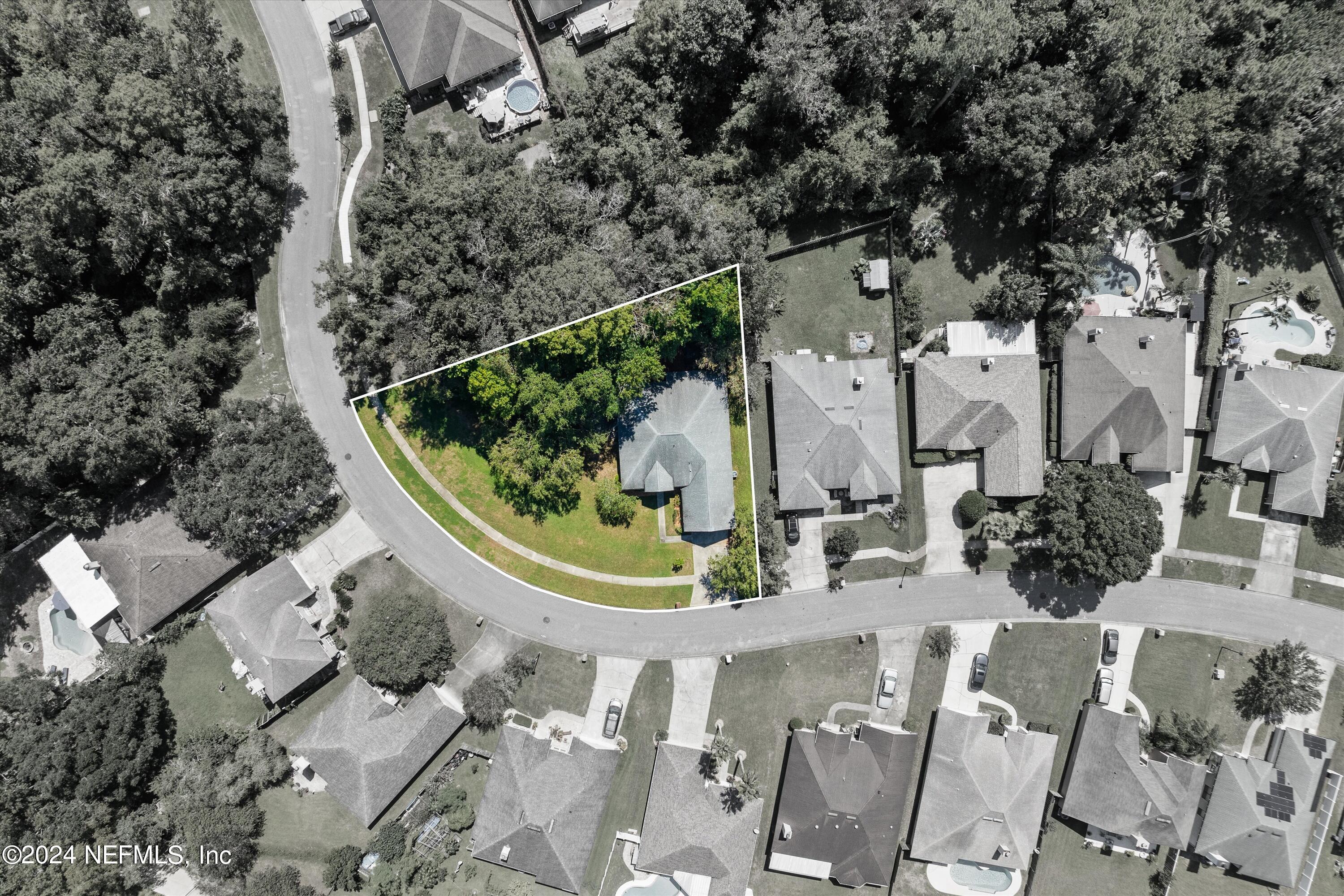 5434 CHESTNUT LAKE Drive