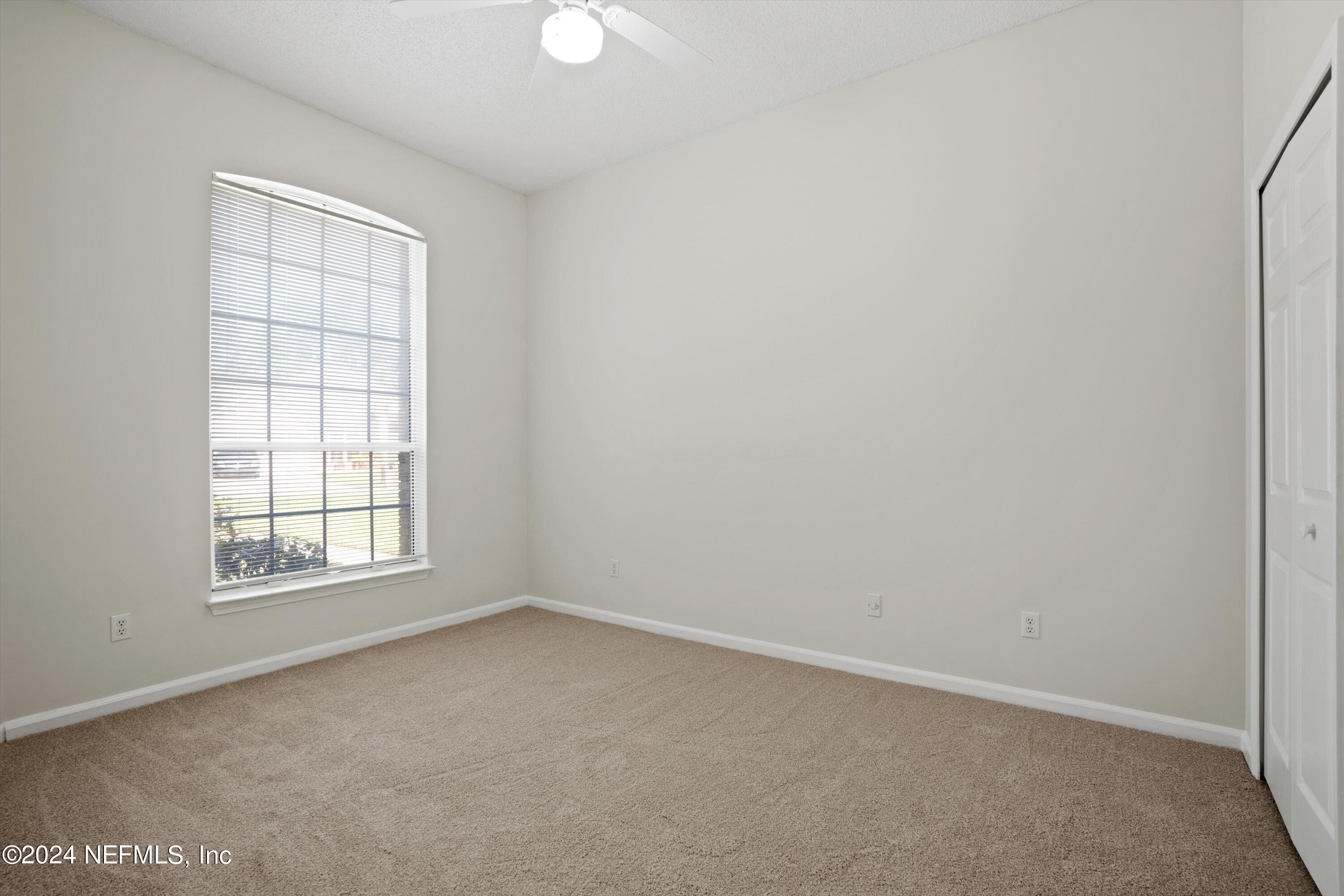 5434 CHESTNUT LAKE Drive