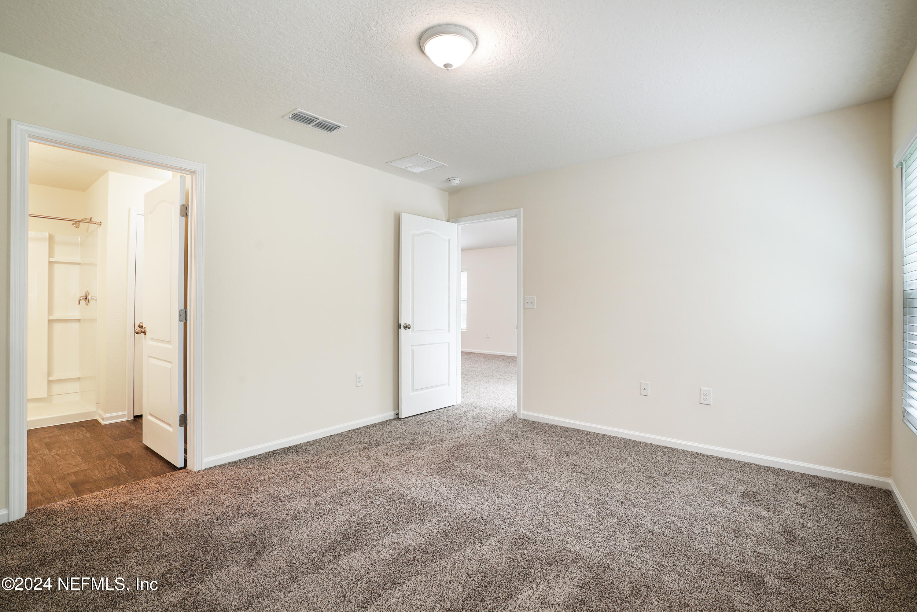 7862 MEADOW WALK Lane