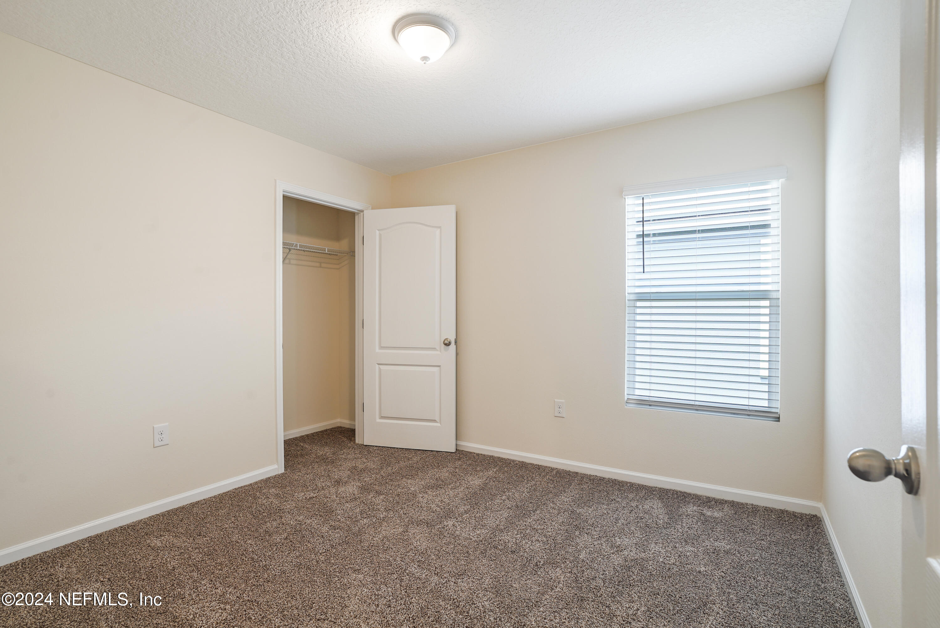 7862 MEADOW WALK Lane