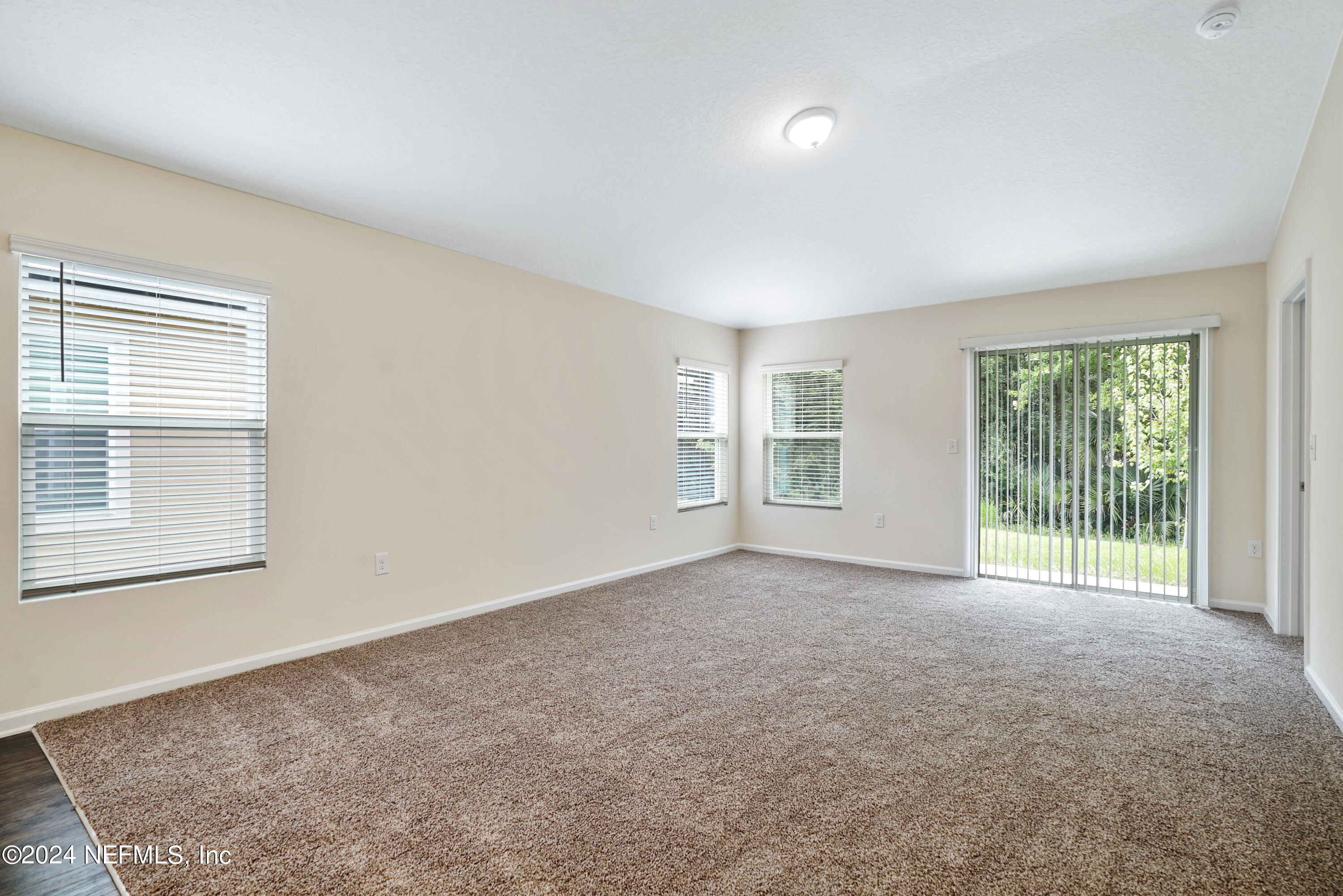 7862 MEADOW WALK Lane