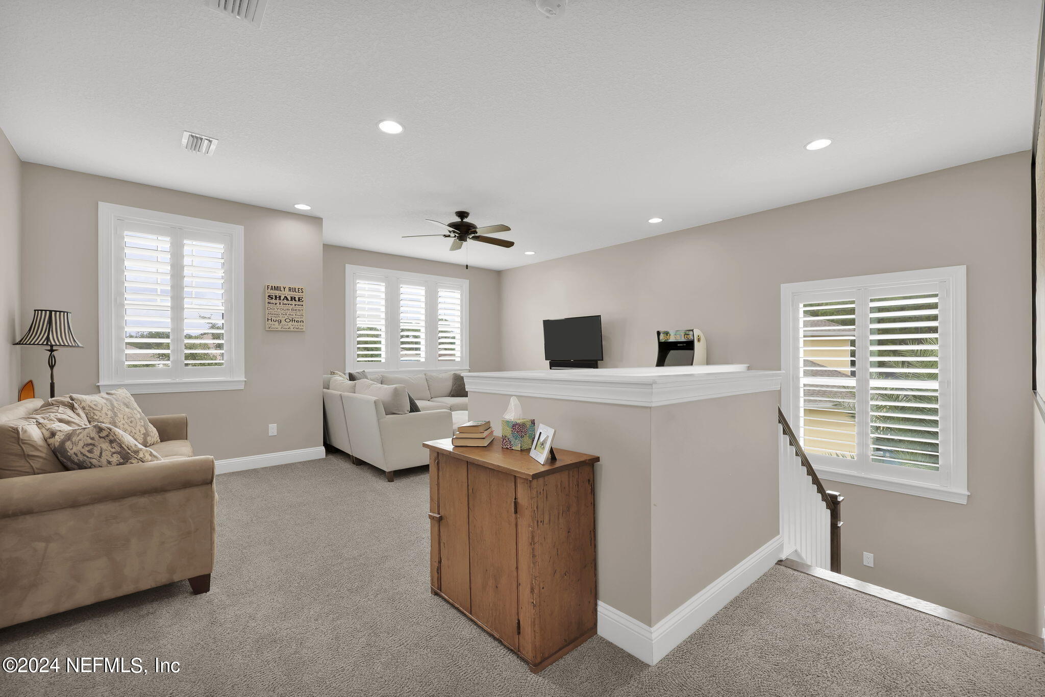 631 OXFORD ESTATES Way