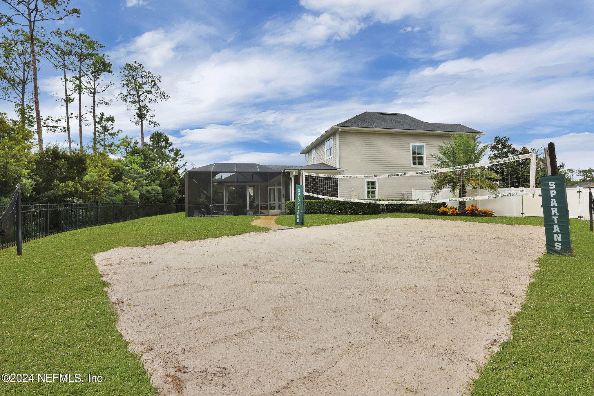 631 OXFORD ESTATES Way