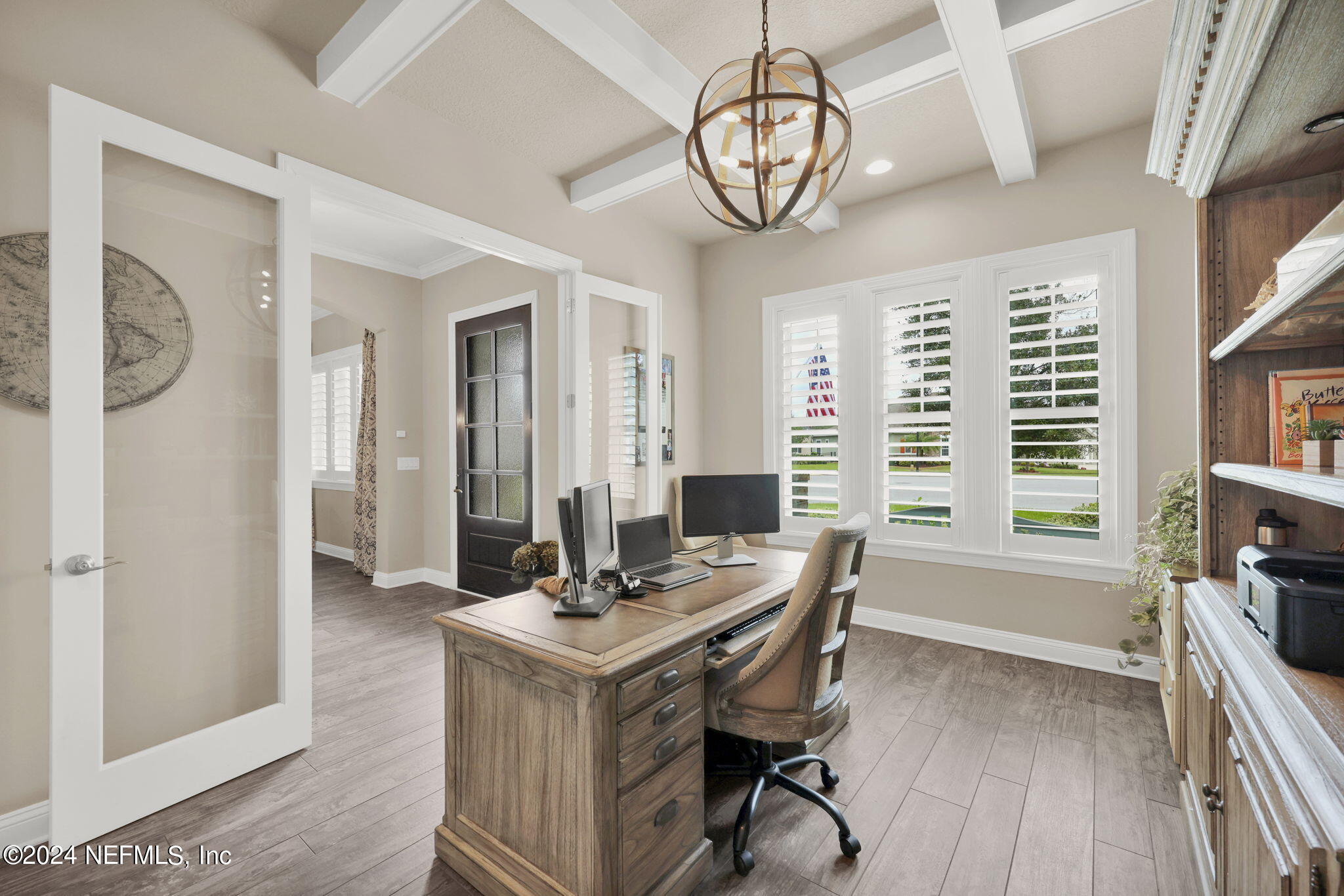 631 OXFORD ESTATES Way