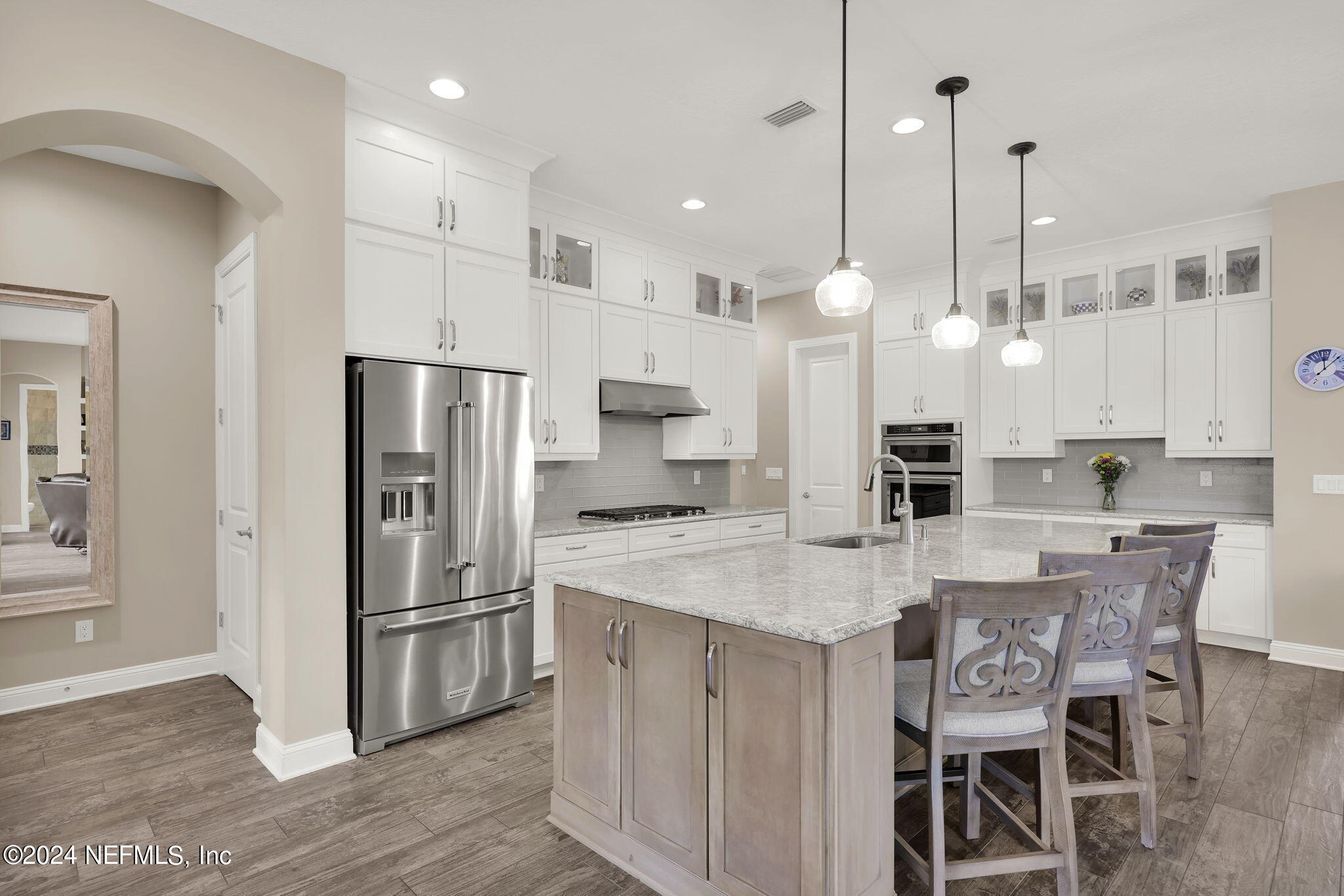 631 OXFORD ESTATES Way