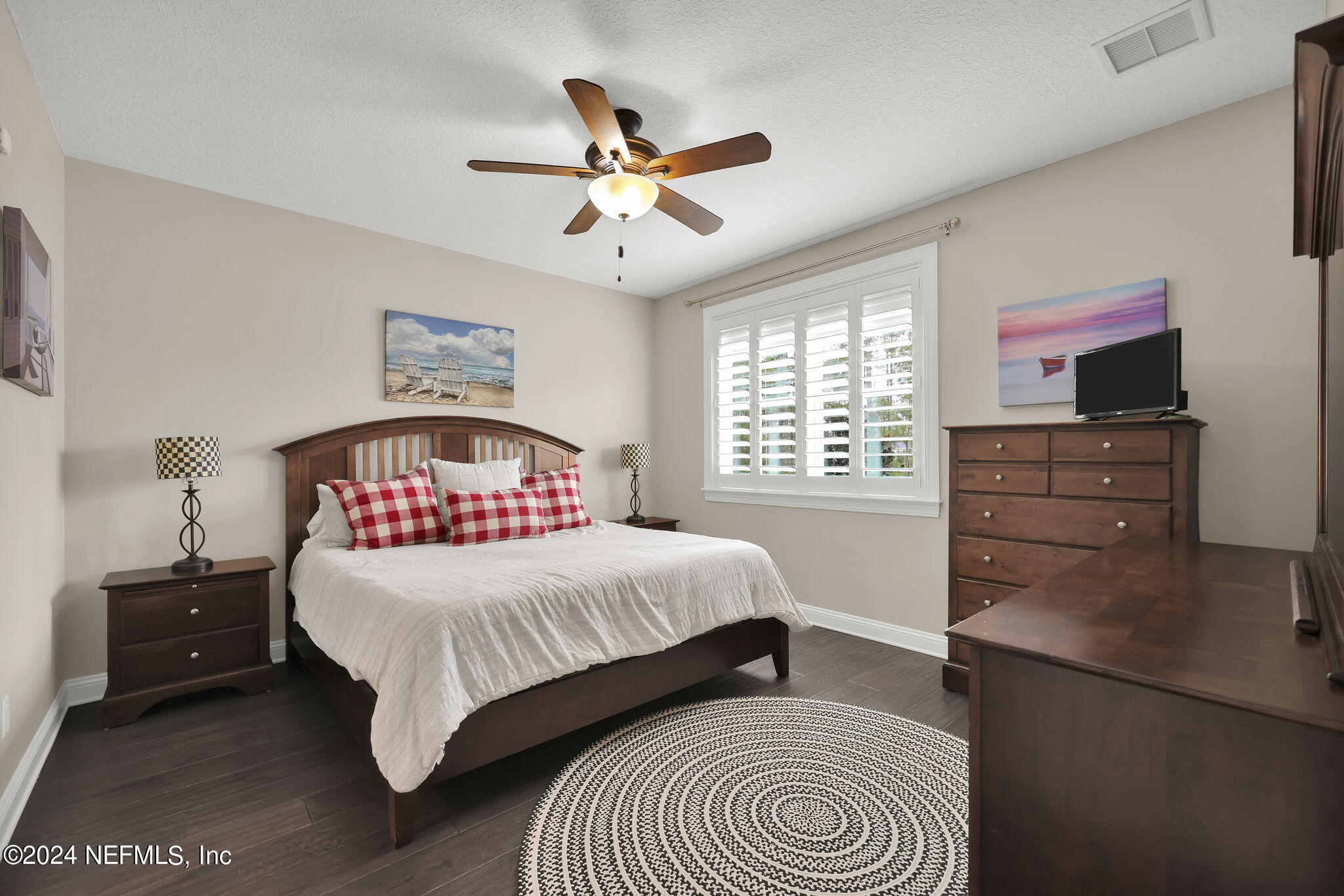 631 OXFORD ESTATES Way