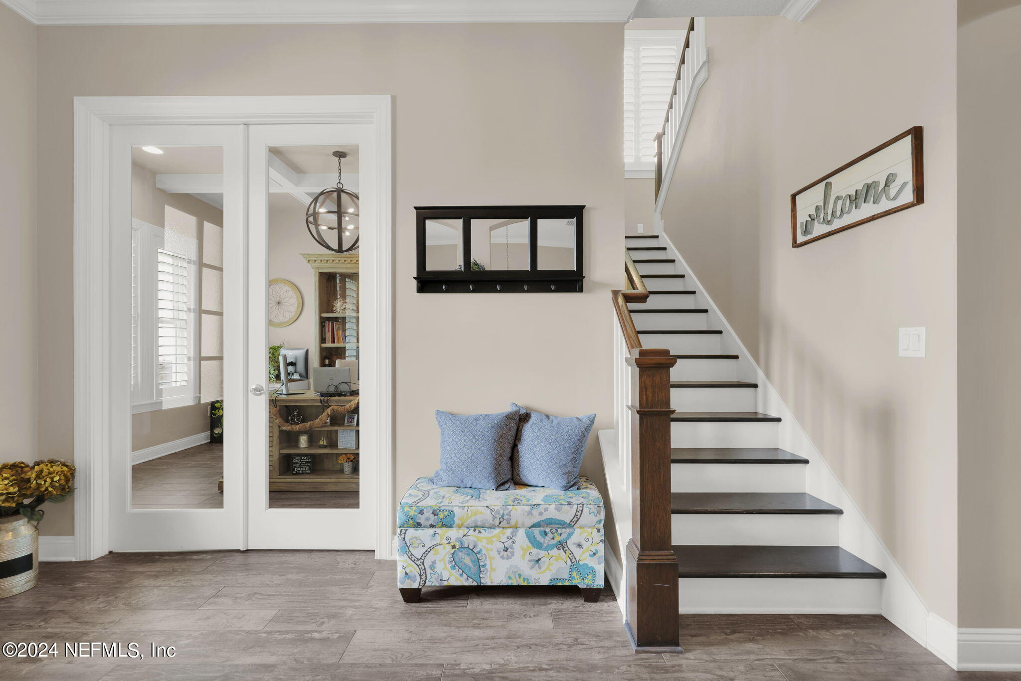 631 OXFORD ESTATES Way