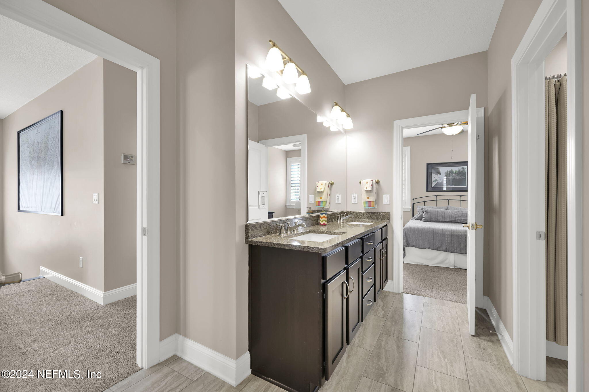 631 OXFORD ESTATES Way