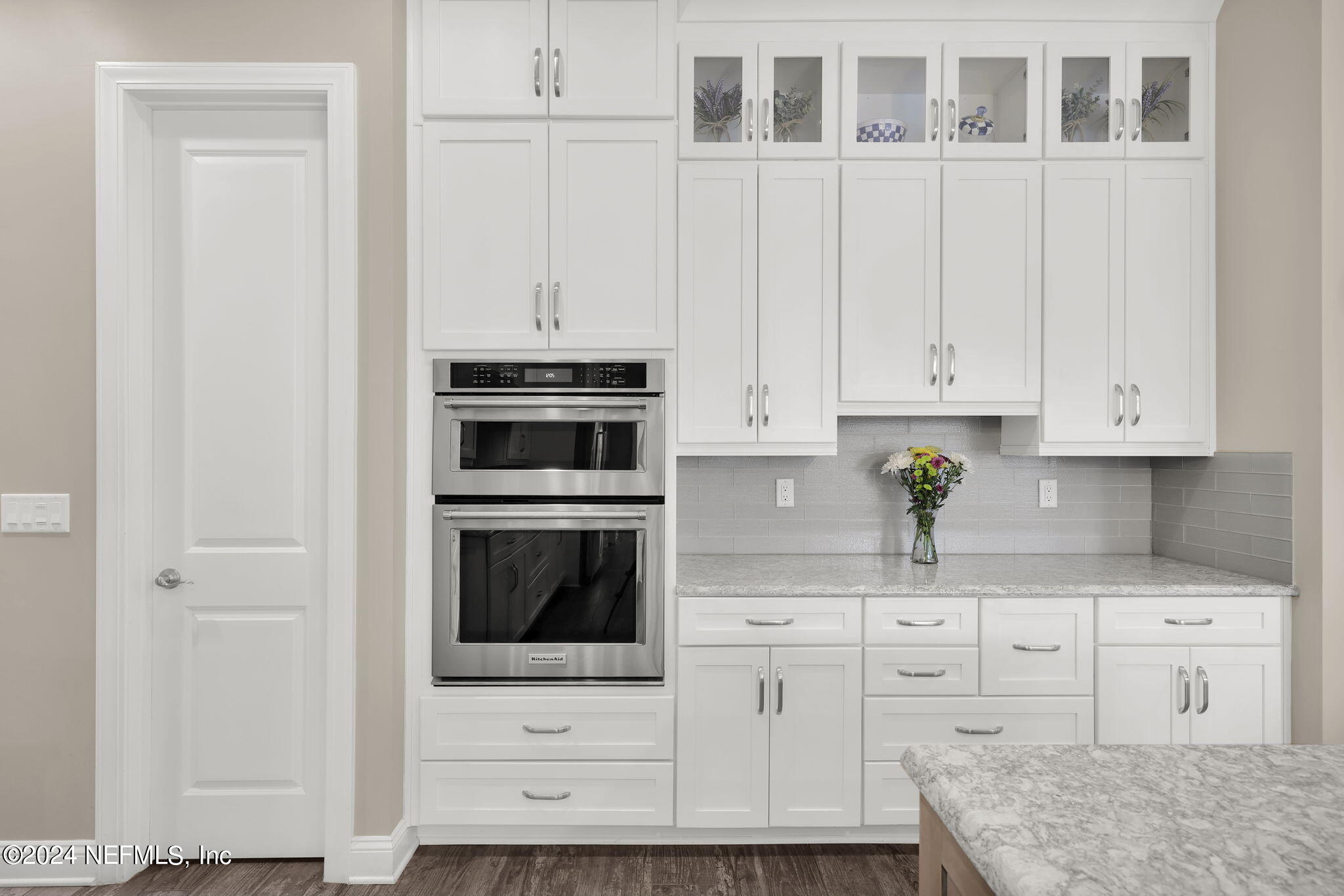 631 OXFORD ESTATES Way