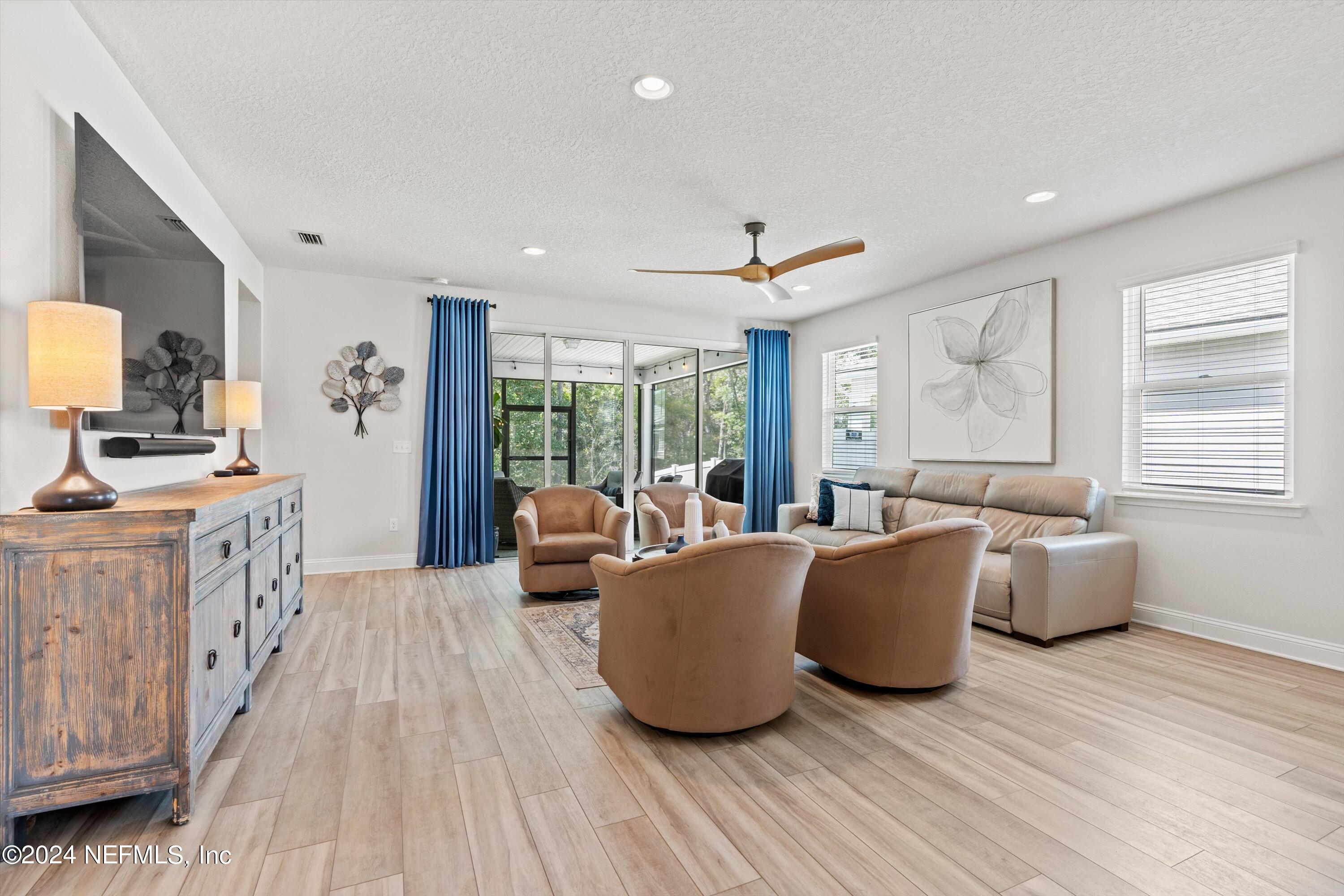 108 WARDS RAVINE Way