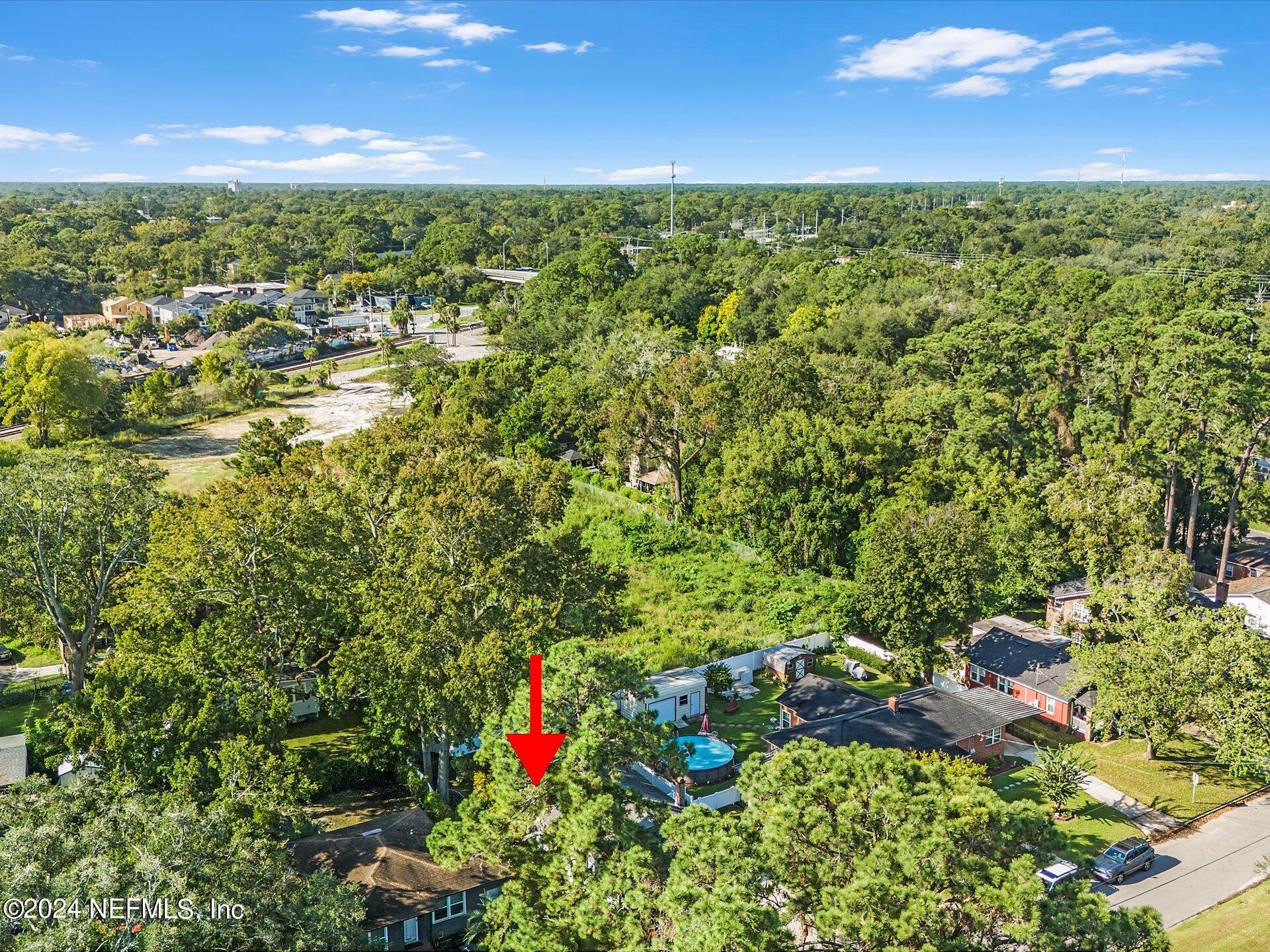 2902 DELLWOOD Avenue