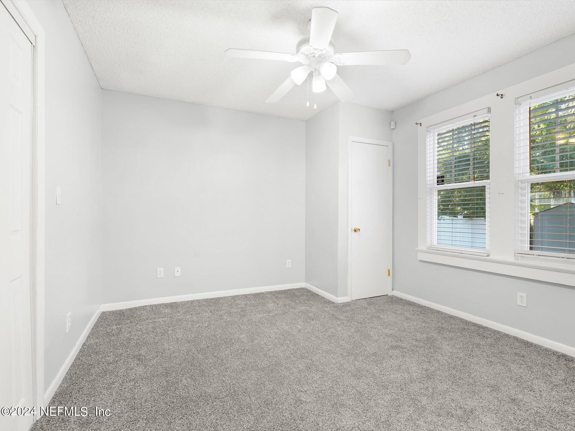 2902 DELLWOOD Avenue