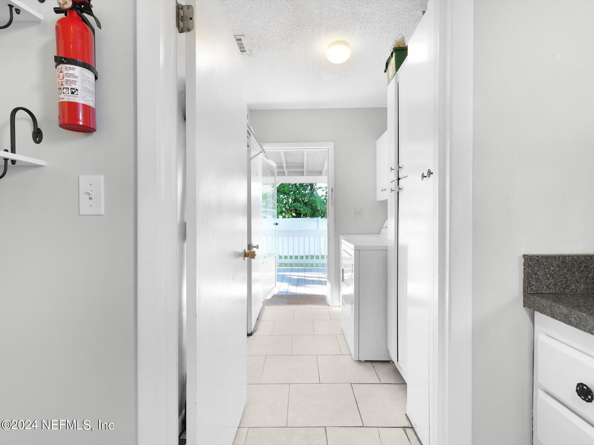 2902 DELLWOOD Avenue