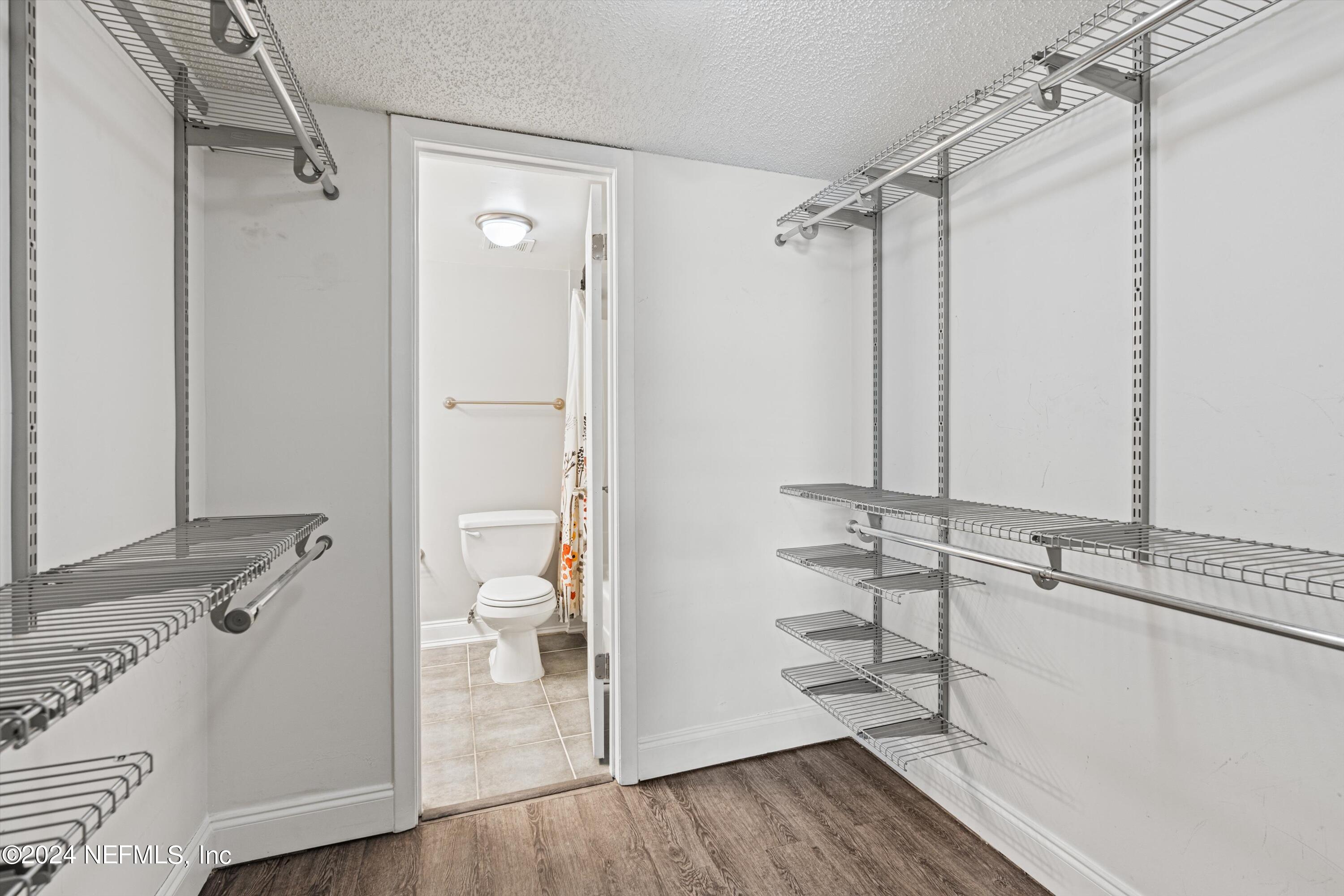 3737 LORETTO Road, 903