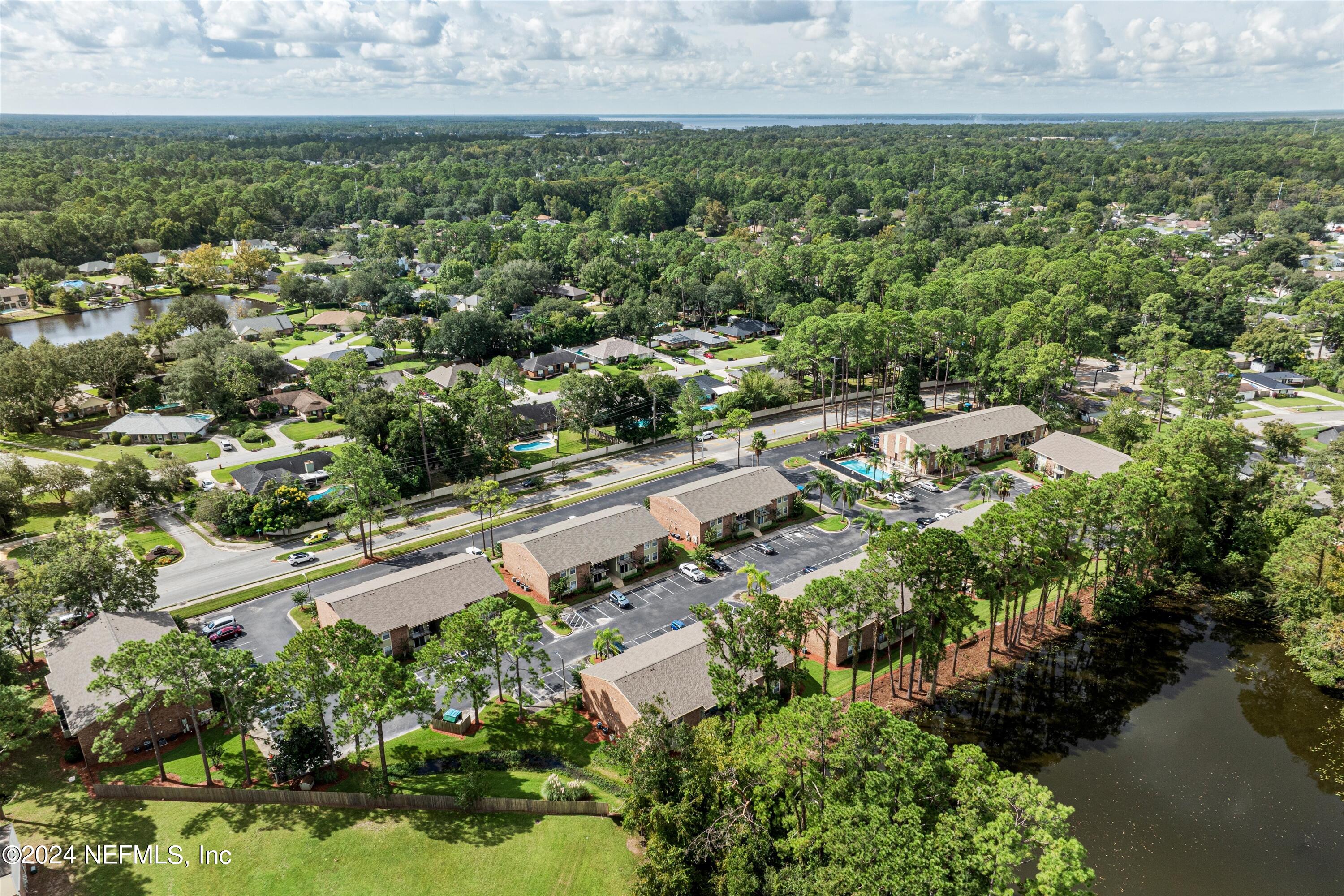 3737 LORETTO Road, 903