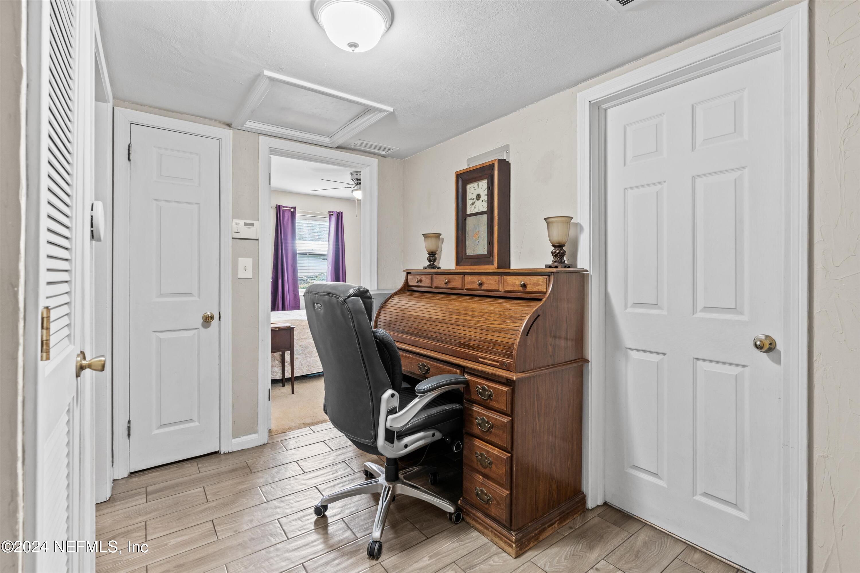 6000 GREEN HILL Lane